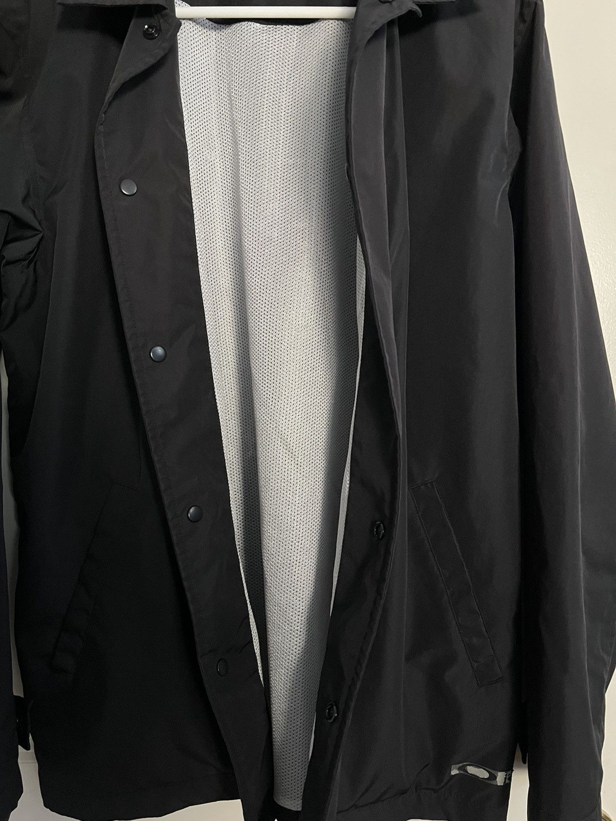Oakley × Vintage Vintage Oakley Software Black Coach Jacket Medium Size US M / EU 48-50 / 2 - 5 Thumbnail