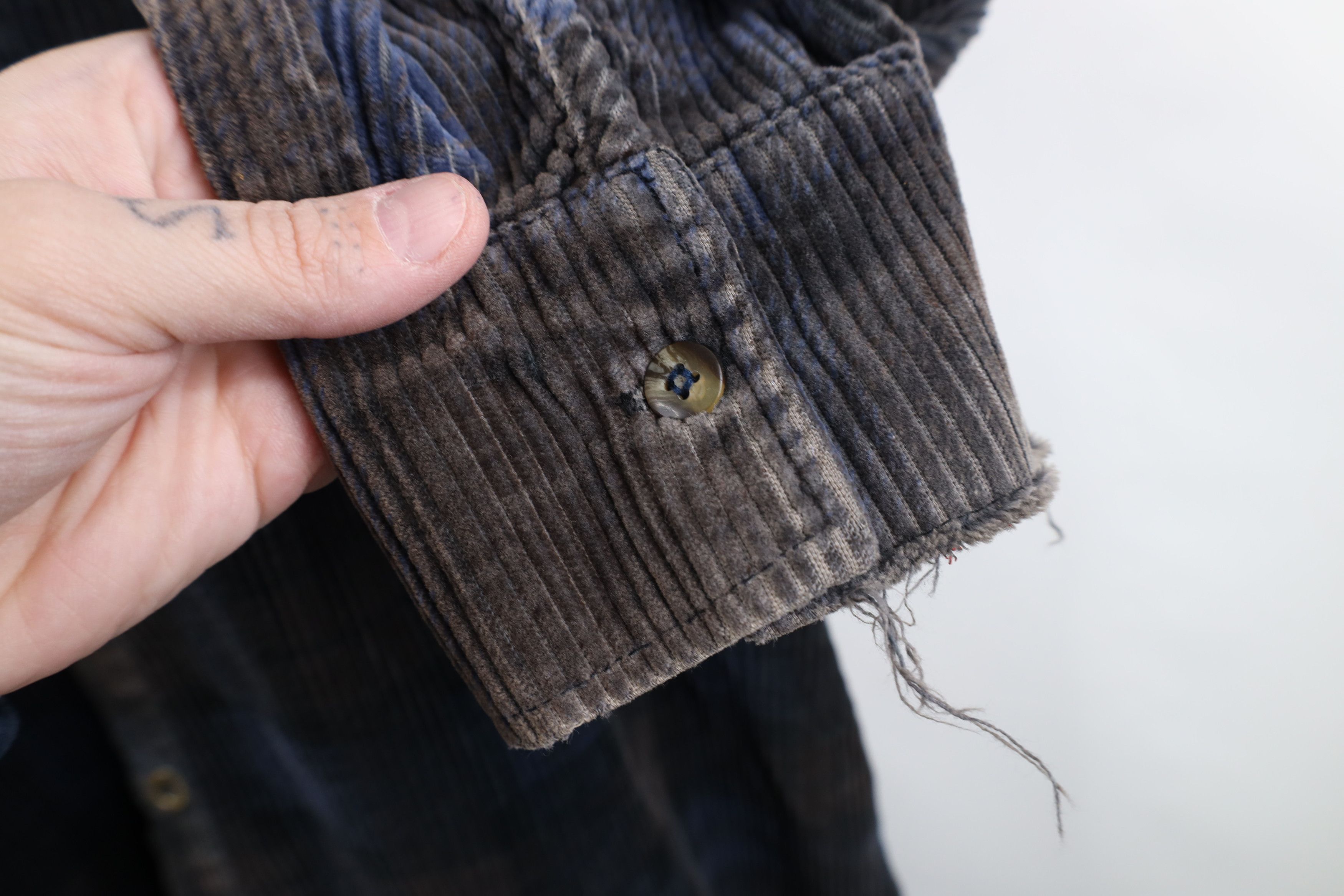 Vintage Vintage 90s Streetwear Heavy Corduroy Button Shirt Plaid Size US L / EU 52-54 / 3 - 7 Thumbnail