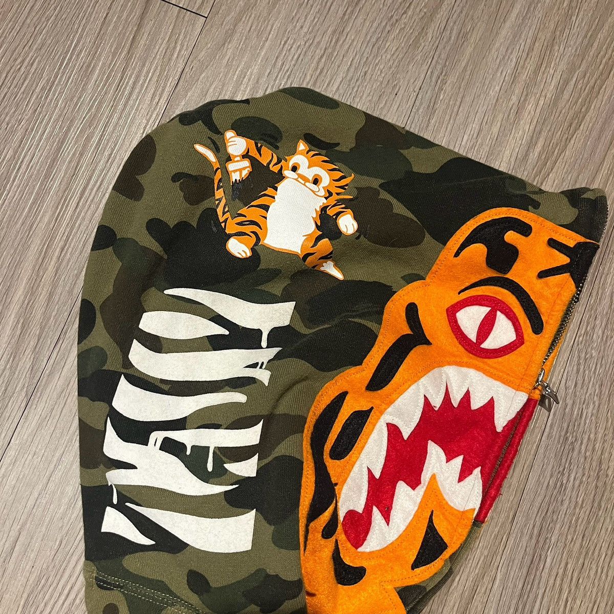 Bape Rare Bape Full Zip Green Shark Hoodie Size US L / EU 52-54 / 3 - 8 Thumbnail