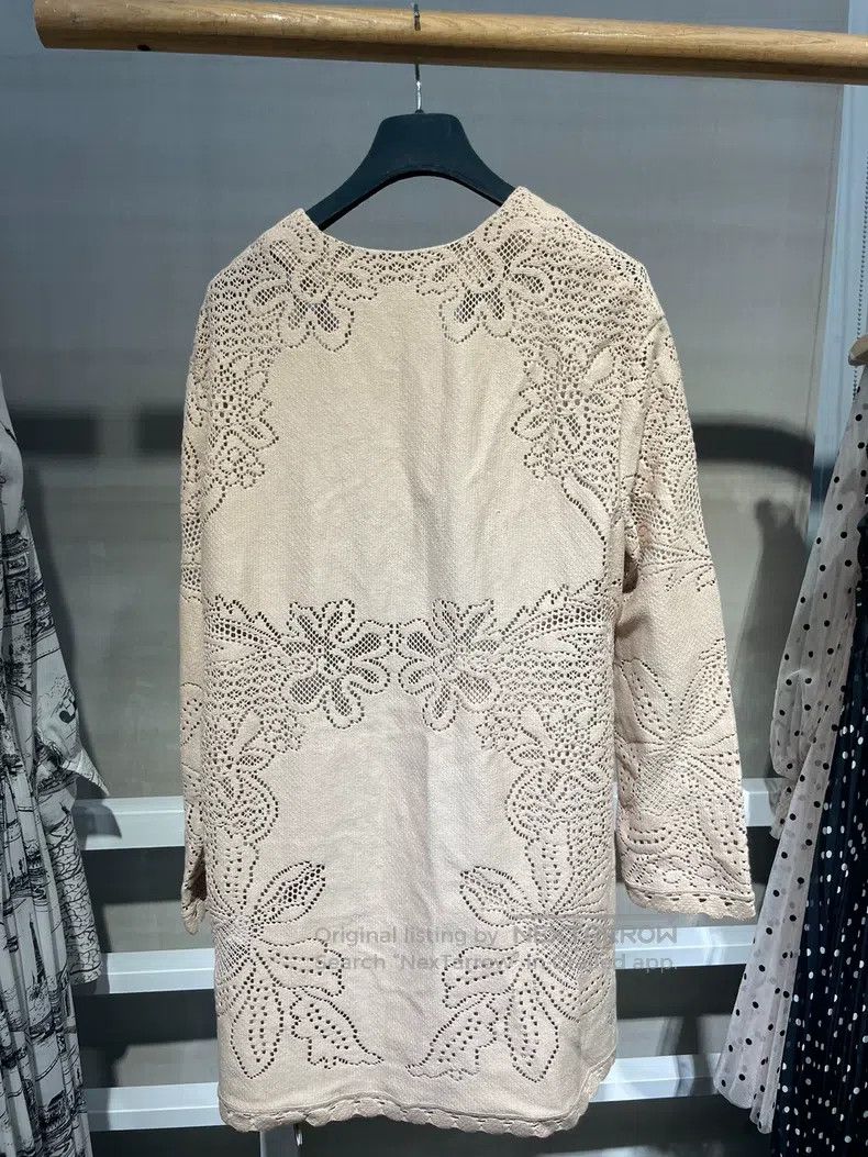 Valentino Valentino Knitted embroidered V-neck dress Size L / US 10 / IT 46 - 8 Thumbnail