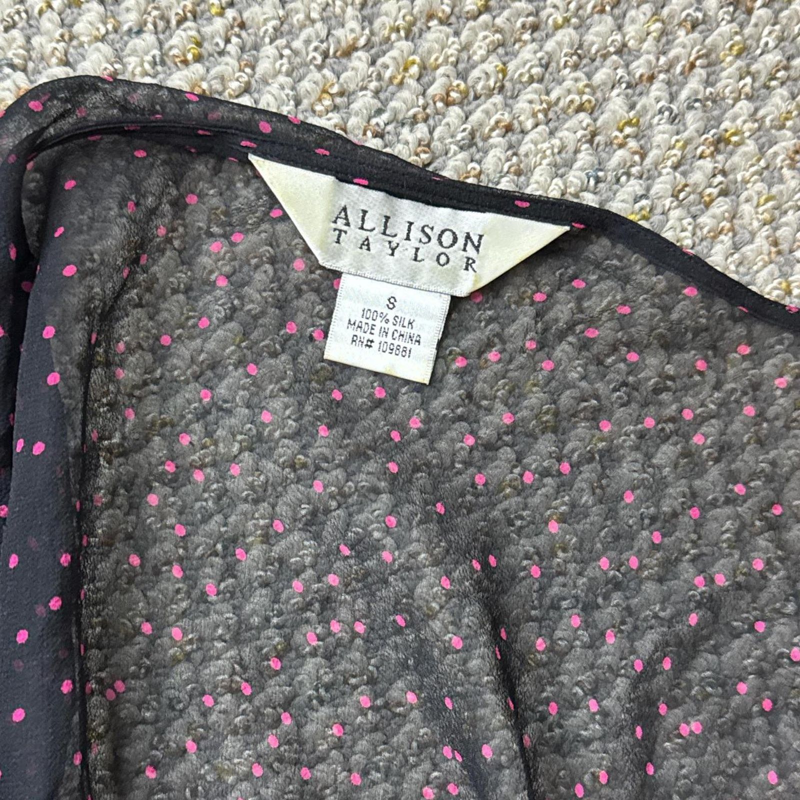 Other Pink & black polka dot silky vintage long sleeve blouse Size M / US 6-8 / IT 42-44 - 5 Thumbnail