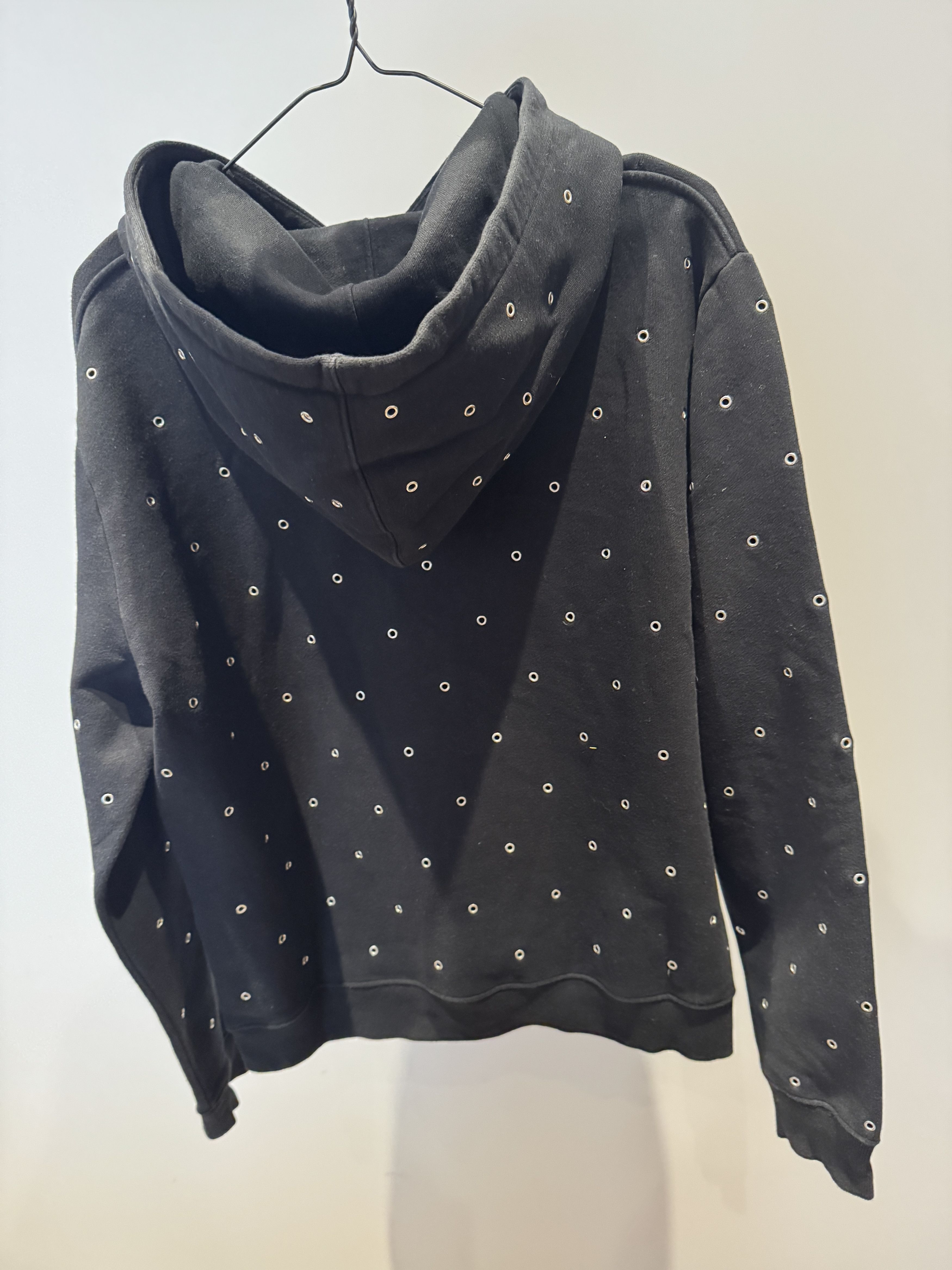 Saint Laurent Paris Saint Laurent Logo Hoodie Studded Rings Size US L / EU 52-54 / 3 - 2 Thumbnail