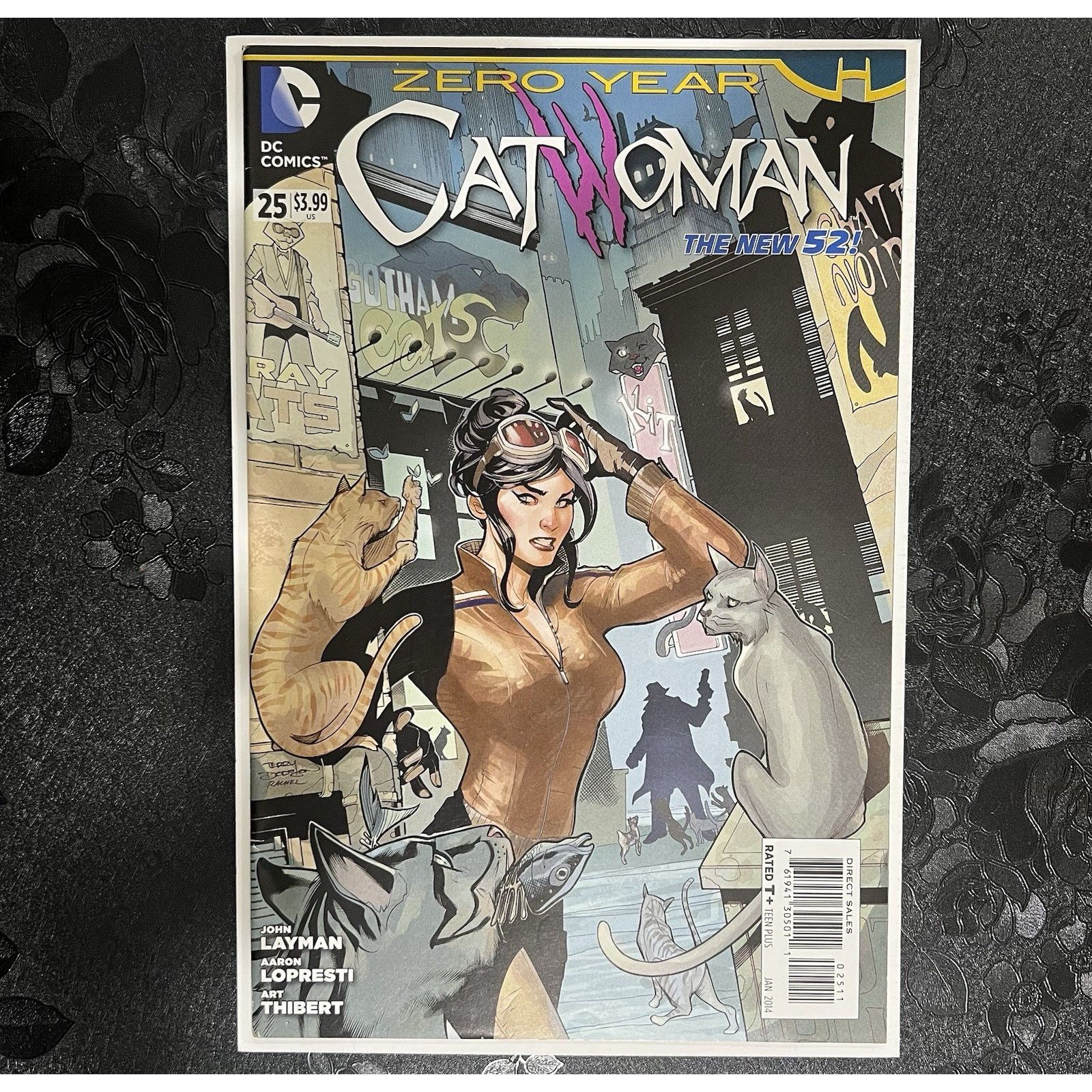 DC Comics Catwoman # 25 Jan 2014 The New 52! DC Comics Size ONE SIZE - 1 Thumbnail