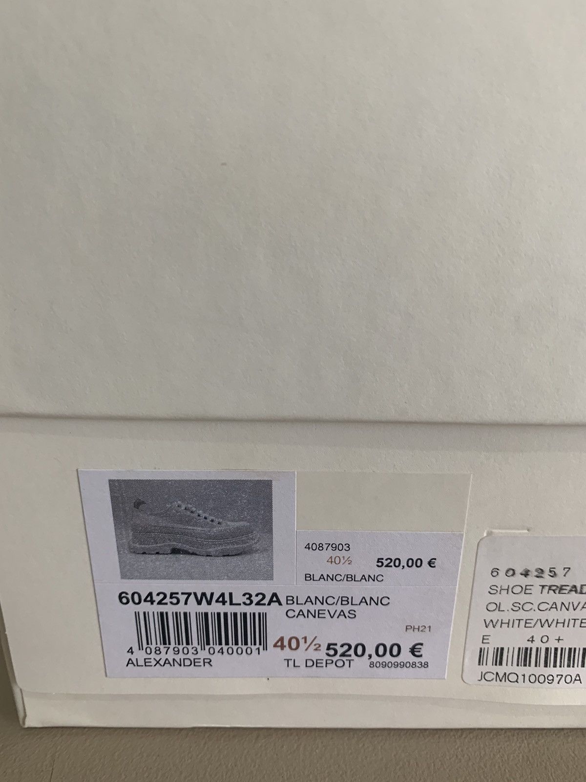 Alexander McQueen BNWB Alexander McQueen Size US 7.5 / EU 40-41 - 4 Thumbnail