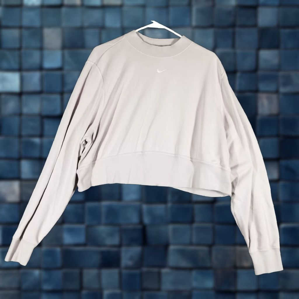 Nike VINTAGE Nike Women's Cotton Fleece Pullover Cropped Sweatshirt Crew Neck Long Sleeve Ivory Activewear Gym 2X Size XXL / US 16-18 / IT 52-54 - 1 Thumbnail