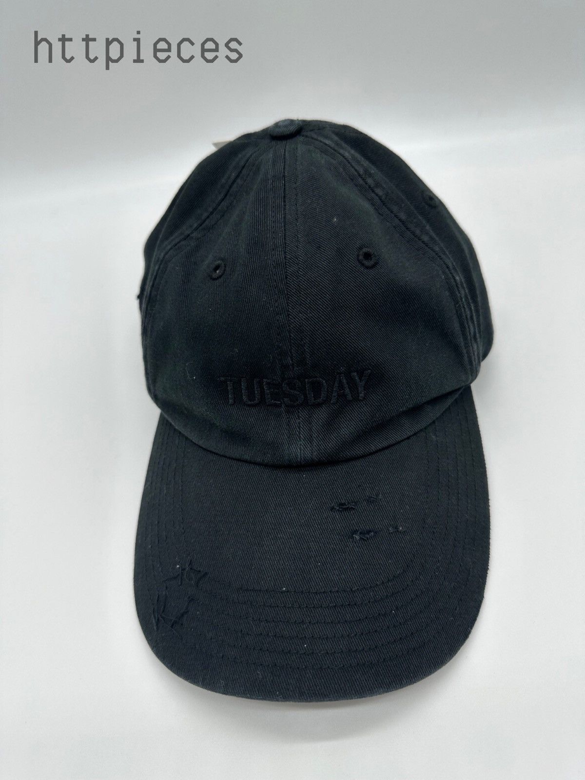 image of Reebok x Vetements Tuesday Cap in Black, Men's