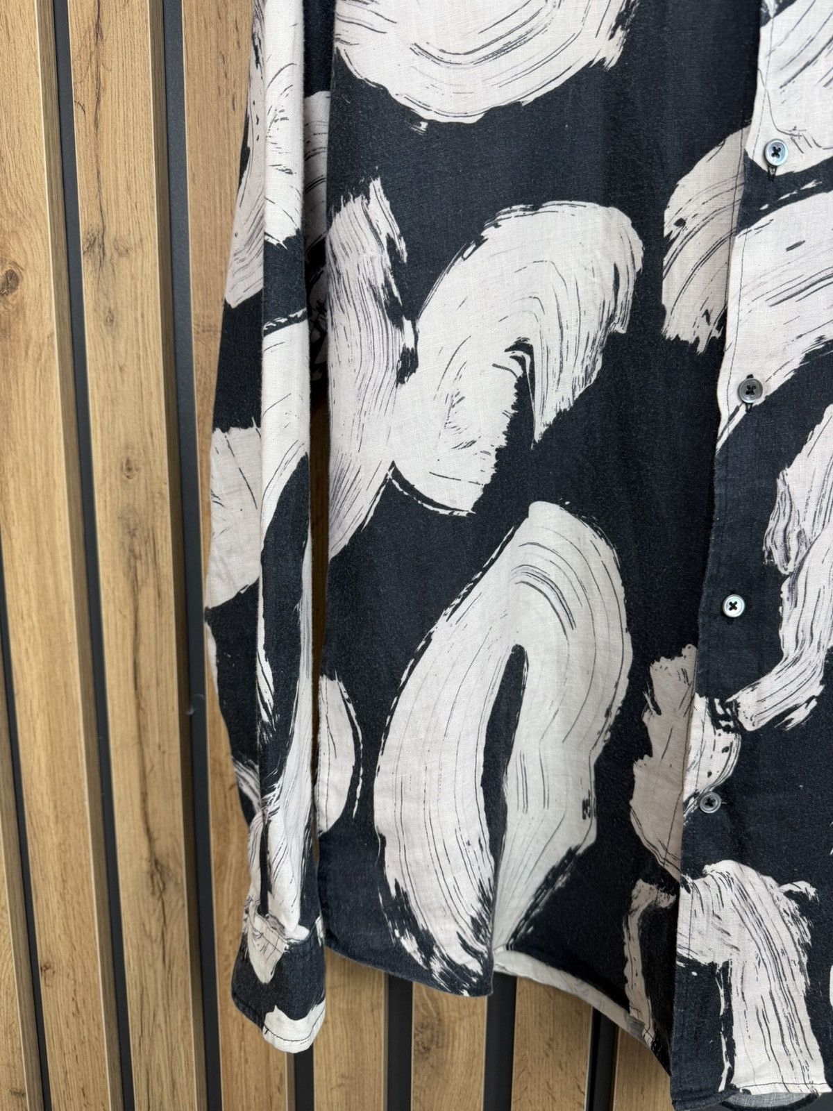L'Homme Rouge L’Homme Rouge Linen Shirt Abstract Print Black Beige Size L Size US L / EU 52-54 / 3 - 3 Thumbnail