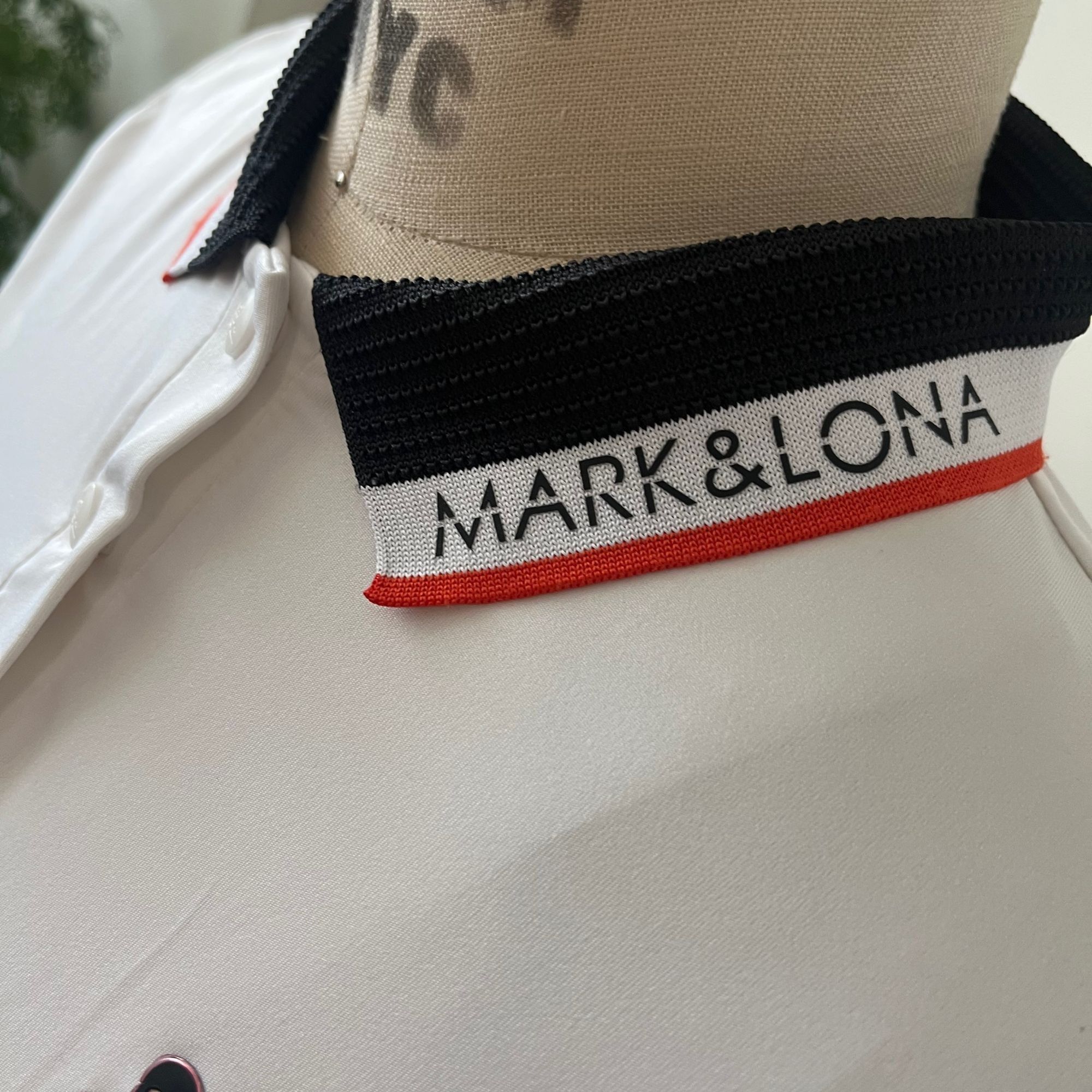 Other MARK & LONA Women's Long Sleeve Performance Shirt Size XL Size XL / US 12-14 / IT 48-50 - 5 Thumbnail