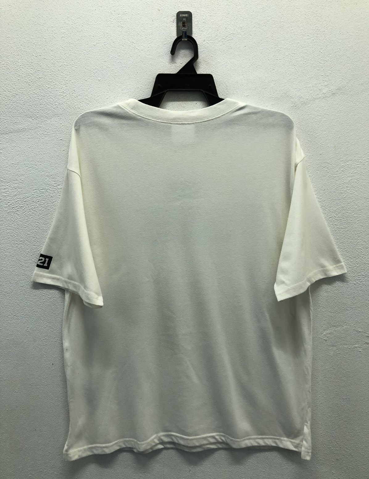 Vintage Vintage BT21 T-Shirt Size US M / EU 48-50 / 2 - 2 Thumbnail