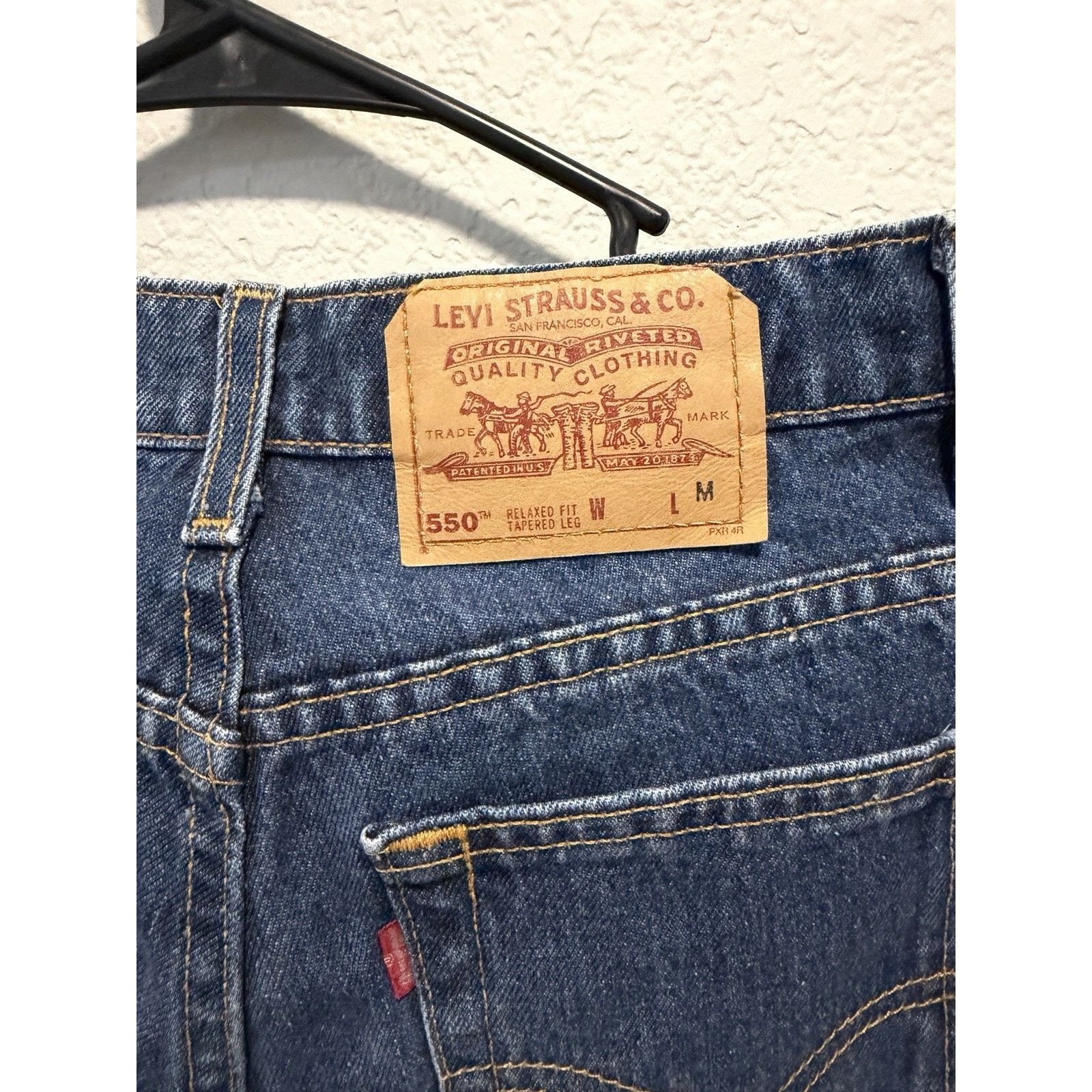 Levi's Vintage Levi’s 550 Jeans Made USA Relaxed Fit Denim Red Tab Size US 29 - 4 Thumbnail