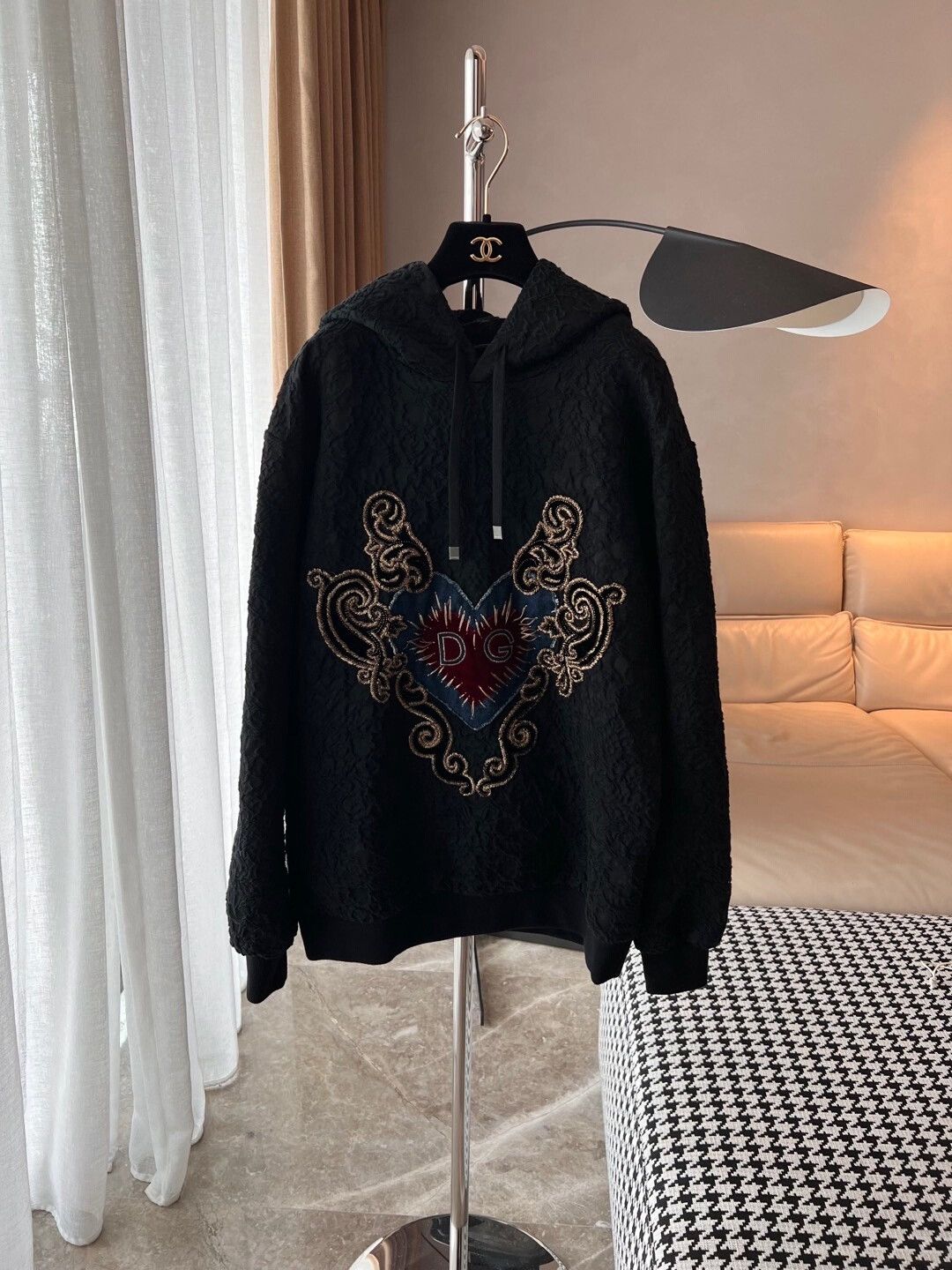 Dolce & Gabbana D&G Heart Embroidered Hoodie Size S / US 4 / IT 40 - 1 Thumbnail