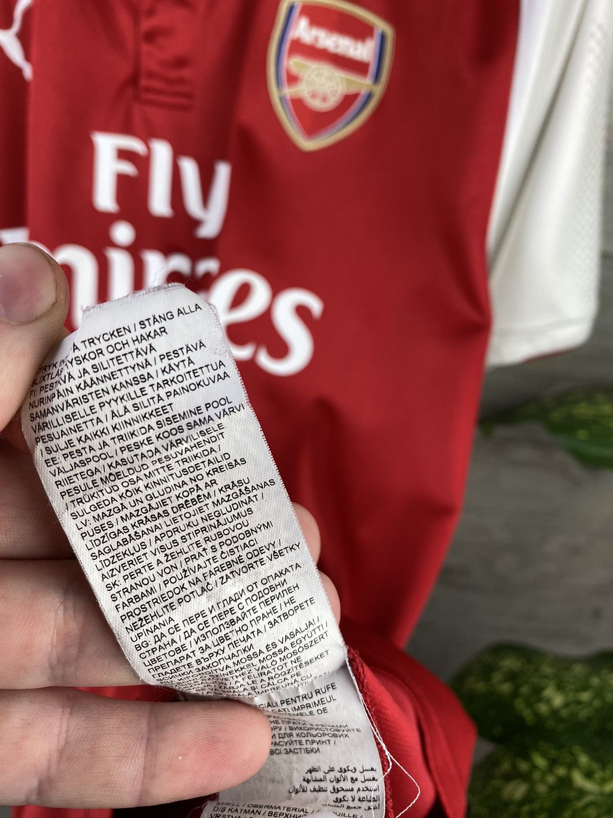 Puma × Vintage 🔥Vintage Arsenal Puma Soccer size XXL Size US XXL / EU 58 / 5 - 11 Thumbnail