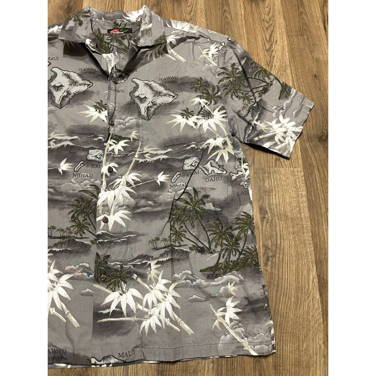 Vintage Ali's Fashion Shirt, Men's XL Gray Hawaiian Button Up, Short Sleeve, Floral, Button-Up, Casual, Hawaiian Theme, Men, Regular Fit, Fall Spring Summer Size US XL / EU 56 / 4 - 4 Thumbnail