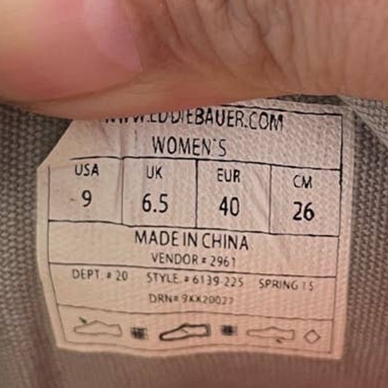Eddie Bauer Eddie Bauer Womens US Size 9 Cotton Canvas Tennis Shoes Size US 9 / IT 39 - 6 Thumbnail