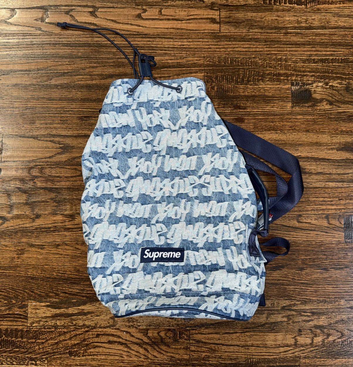 Supreme Supreme SS22 Fat Tip Jacquard Denim Backpack Blue Rucksack Size ONE SIZE - 1 Thumbnail