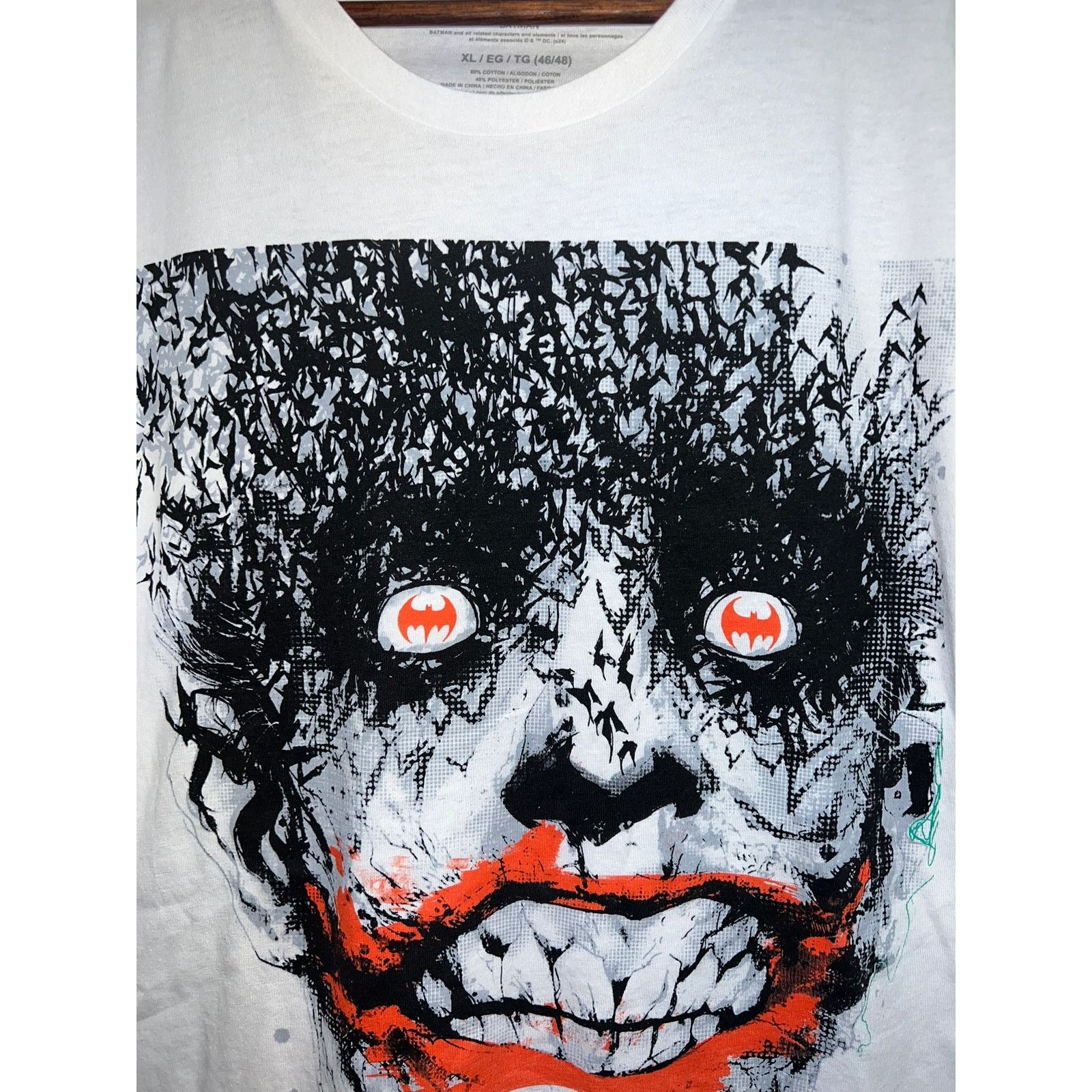 Vintage Batman The Joker Shirt White Movie Tee Halloween NWT XL Size US XL / EU 56 / 4 - 2 Thumbnail