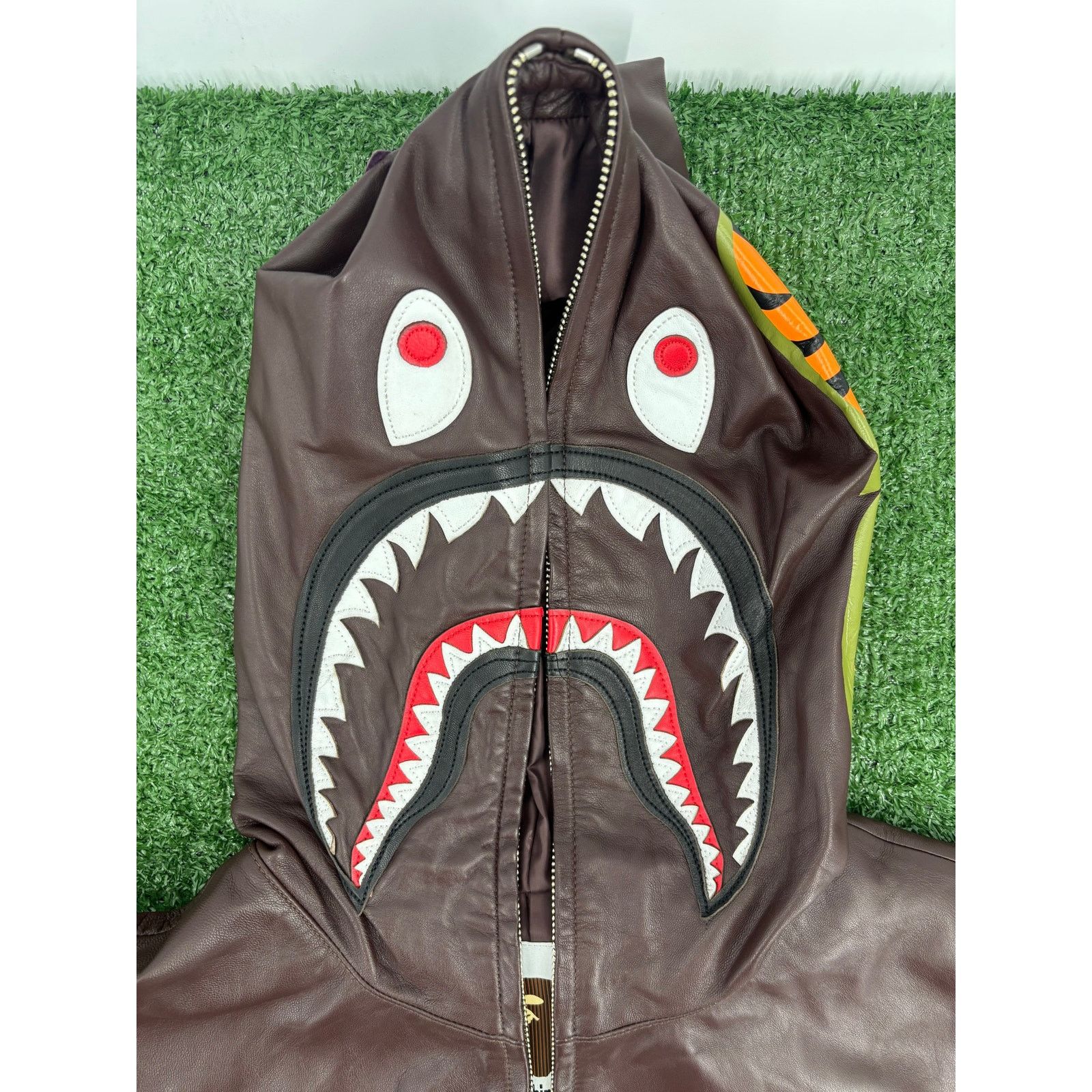 Bape Bape Shark FW22 Full-Zip Brown Leather Jacket Size XL Size US XL / EU 56 / 4 - 2 Thumbnail