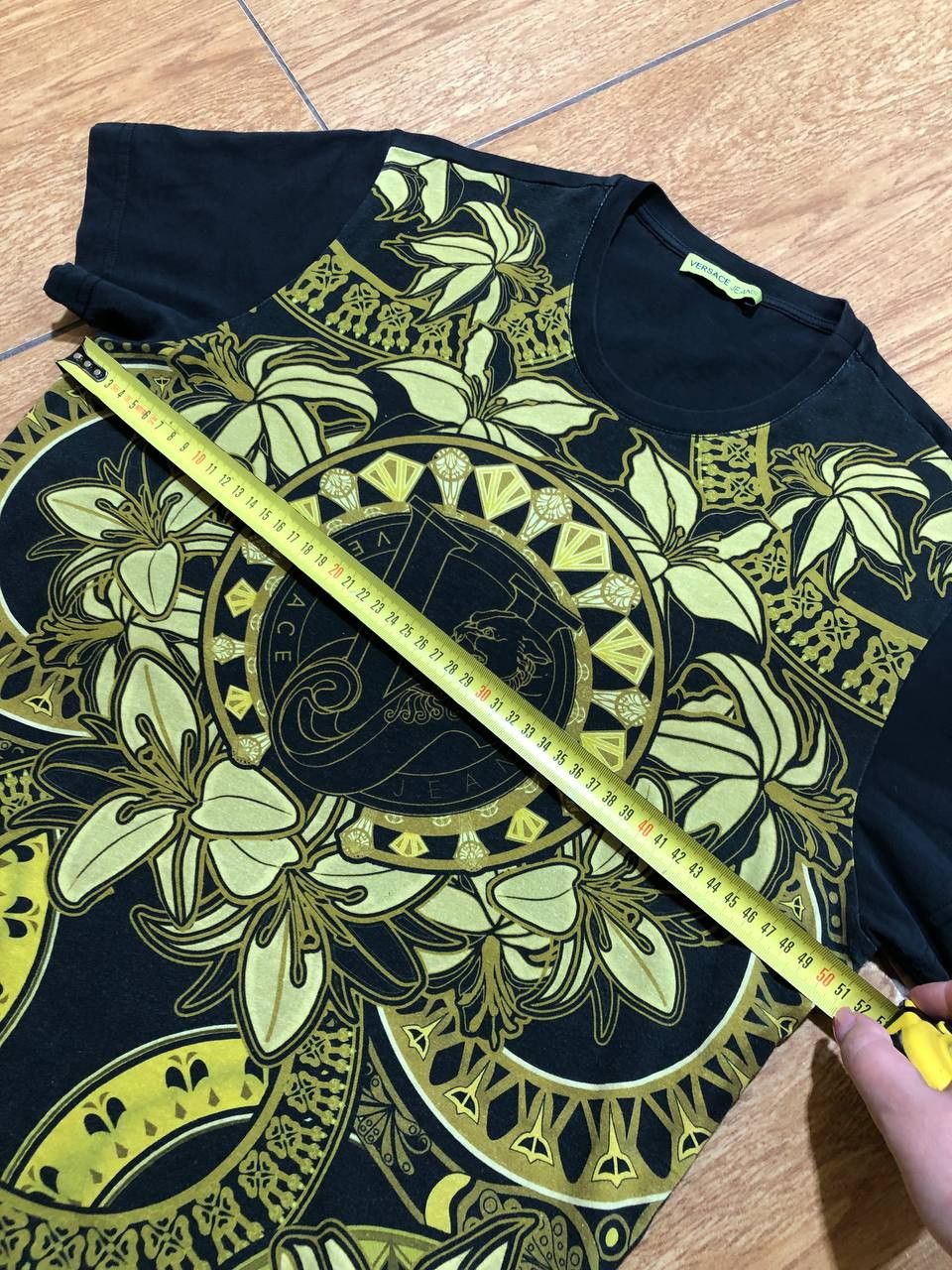 Versace Jeans Couture Versace Jeans Overprint Big Logo Luxury T-Shirt Size US M / EU 48-50 / 2 - 9 Thumbnail