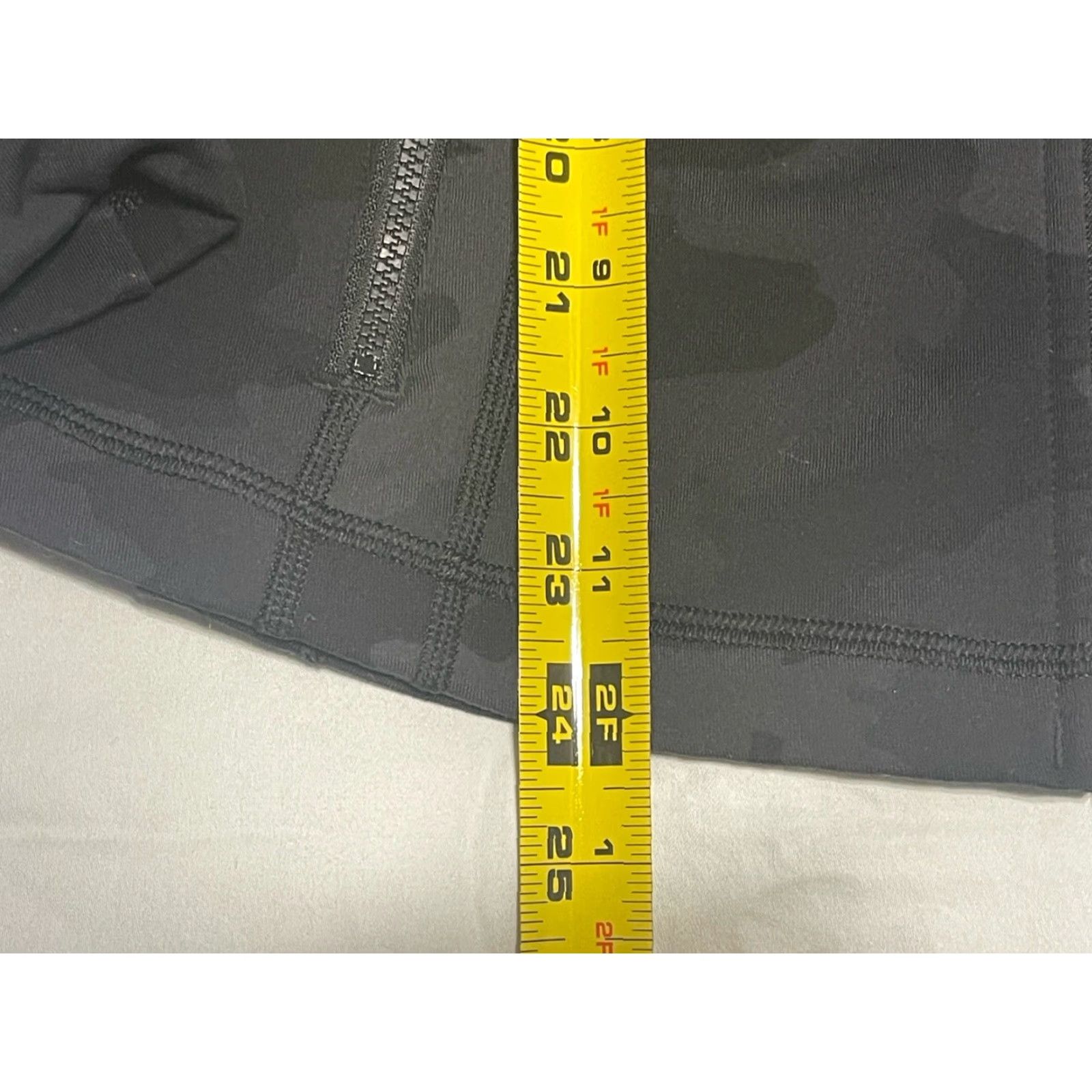 Lululemon Lululemon Define Jacket Incognito Camo Multi Grey Women's Size 8 Activewear Jacket Full Zip Thumbholes Zipped Pockets Size M / US 6-8 / IT 42-44 - 5 Thumbnail