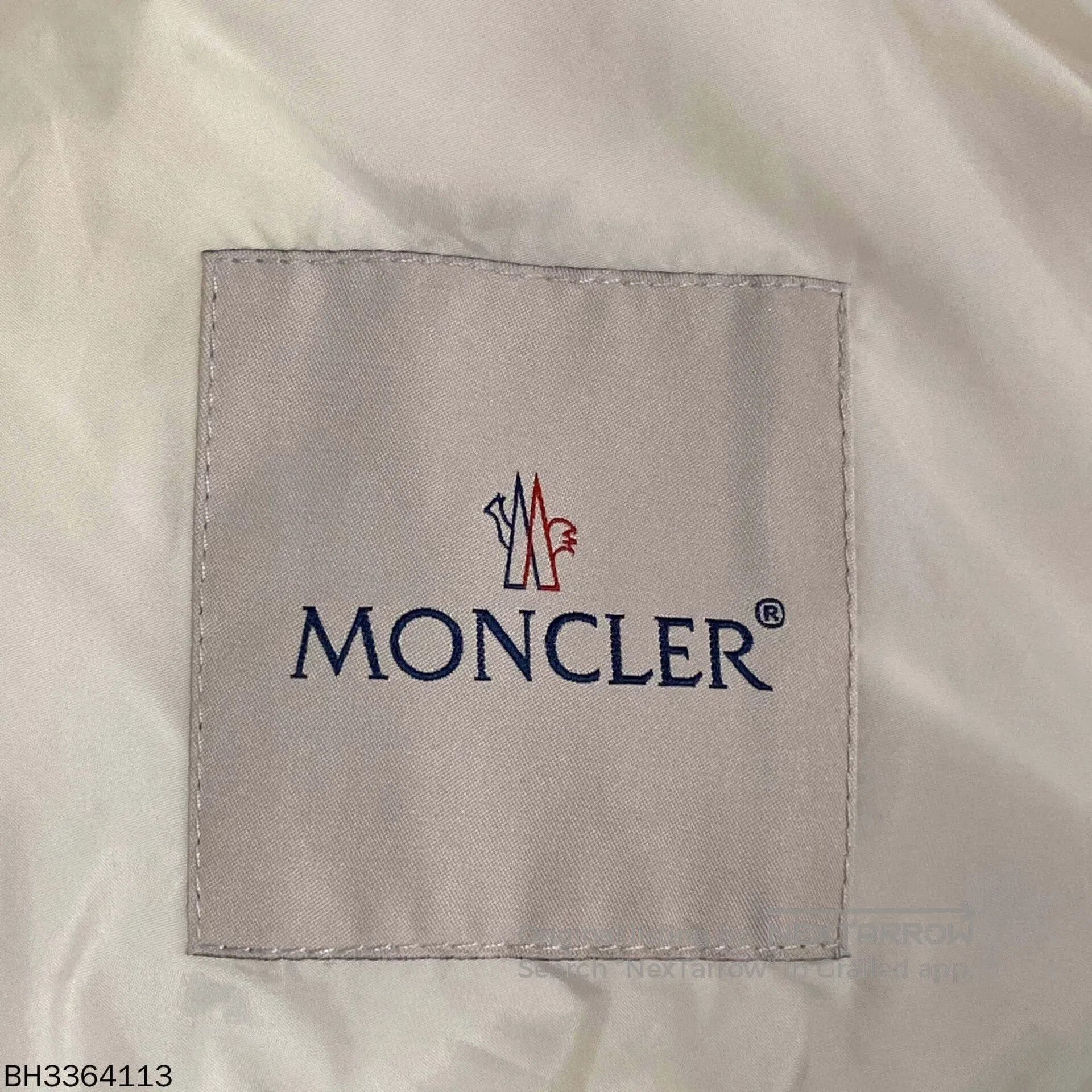 Moncler moncler cream logo zip-up jacket. Size US M / EU 48-50 / 2 - 7 Thumbnail