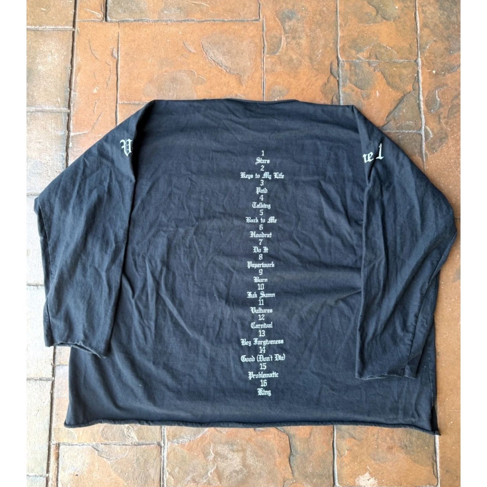 Yeezy Kanye West Vultures Volume 1 Album Long Sleeve Shirt 3 Yeezy Black Cotton Logo Crew Neck Men Vintage No N/A Size US S / EU 44-46 / 1 - 3 Thumbnail