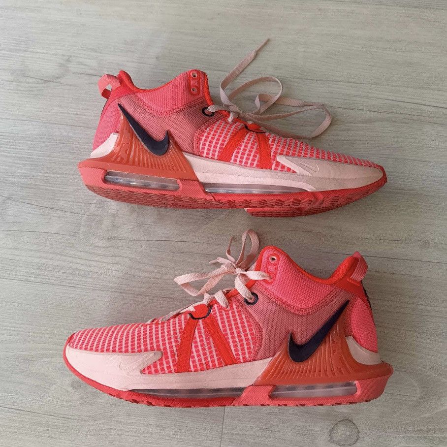 Nike Nike Lebron Witness 7 VII Size US 11 / EU 44 - 1 Thumbnail