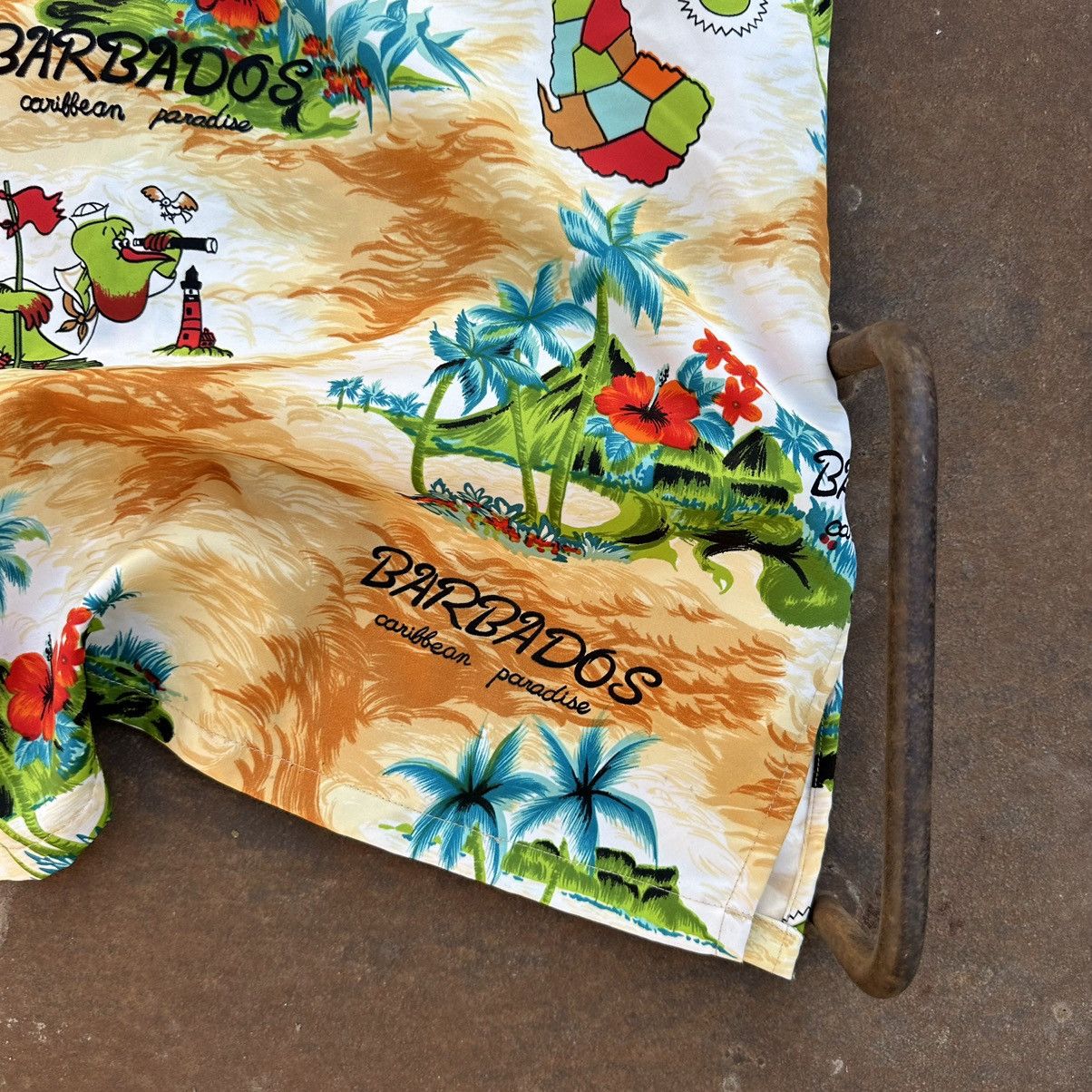 Hypebeast Vintage Crazy Shirts Hawaiian Size S Button Up Barbados Size US S / EU 44-46 / 1 - 12 Thumbnail