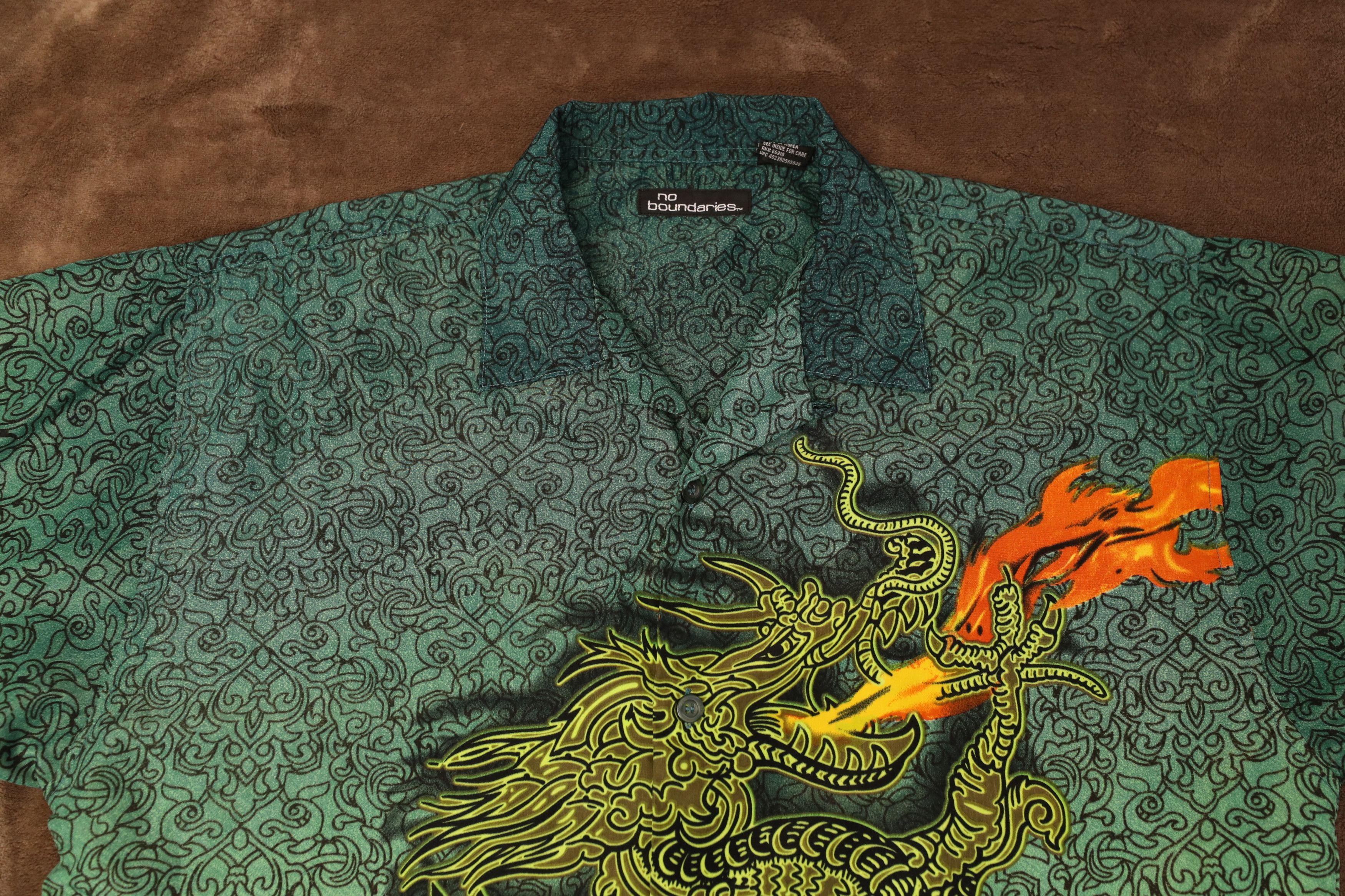 Vintage Vintage No Boundaries Y2K Dragon Short Sleeve Button Up (L) Size US L / EU 52-54 / 3 - 4 Thumbnail