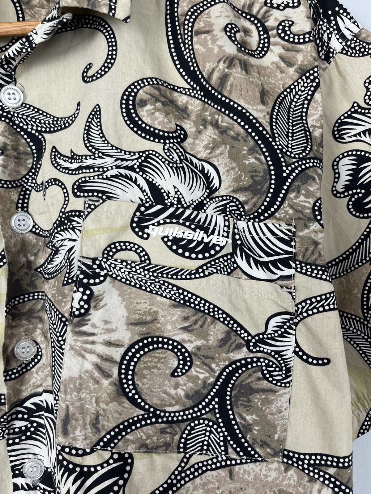 Quiksilver × Vintage Vintage Quiksilver Y2K Streetwear Button Up Surf Style Size US XL / EU 56 / 4 - 5 Thumbnail