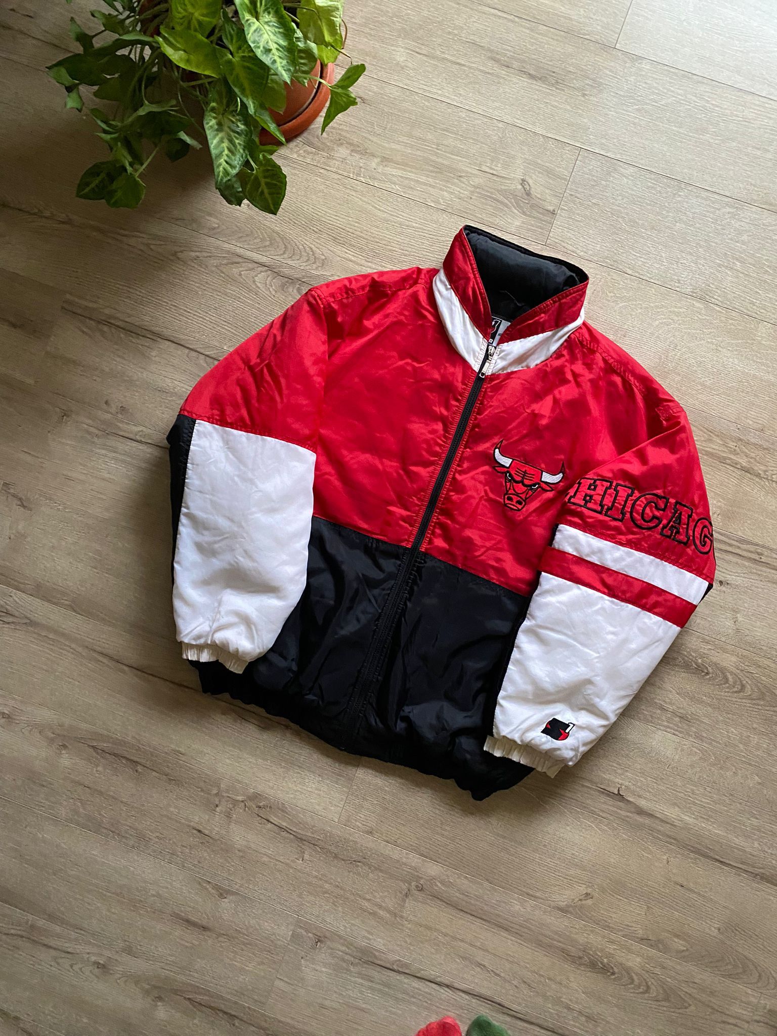 Starter 90s vintage Starter x NBA x Chicago Bulls bomber jacket Size US L / EU 52-54 / 3 - 2 Thumbnail