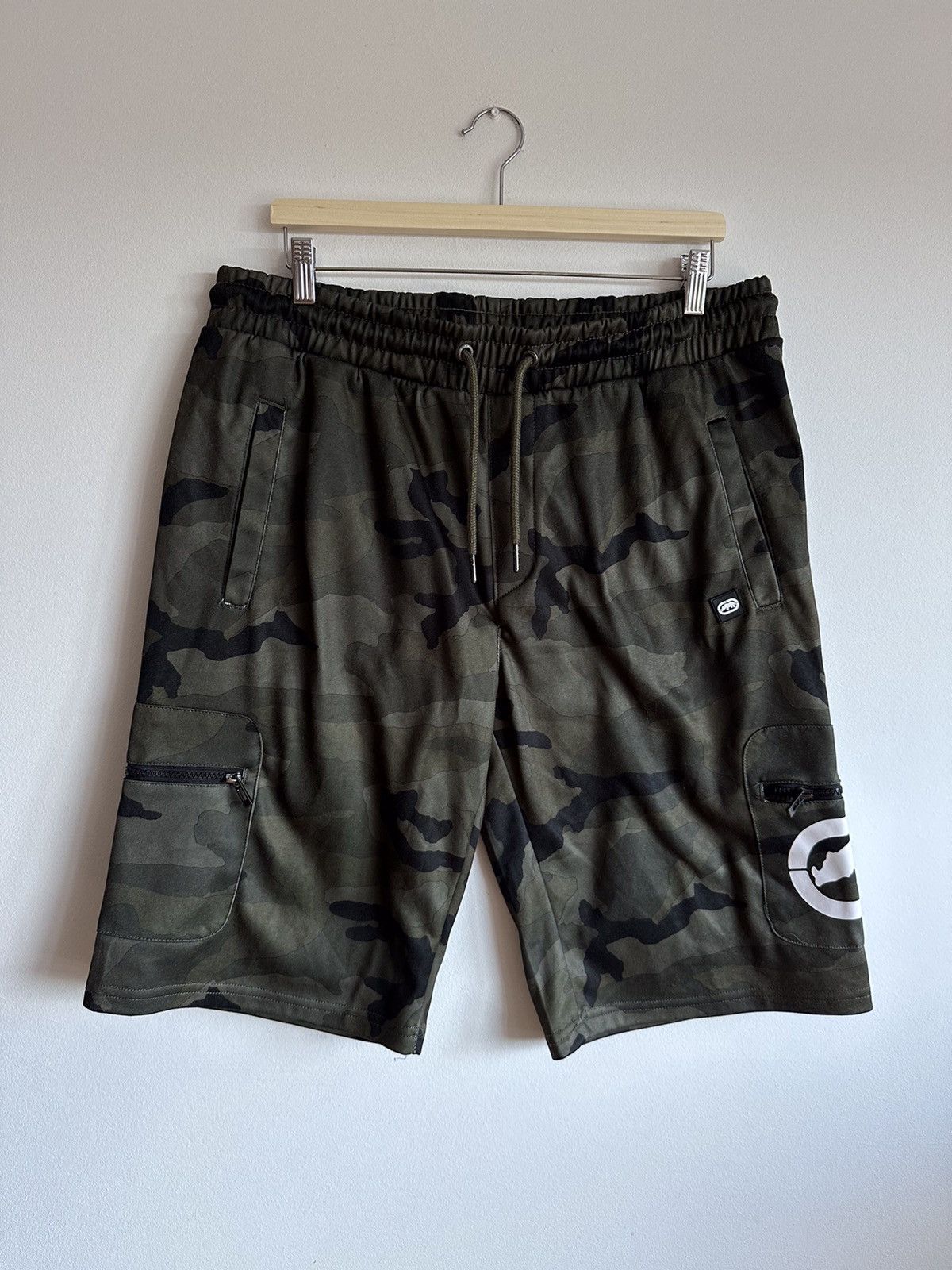 Ecko Unltd. Ecko Unltd. cargo camo shorts Size US 34 / EU 50 - 1 Thumbnail