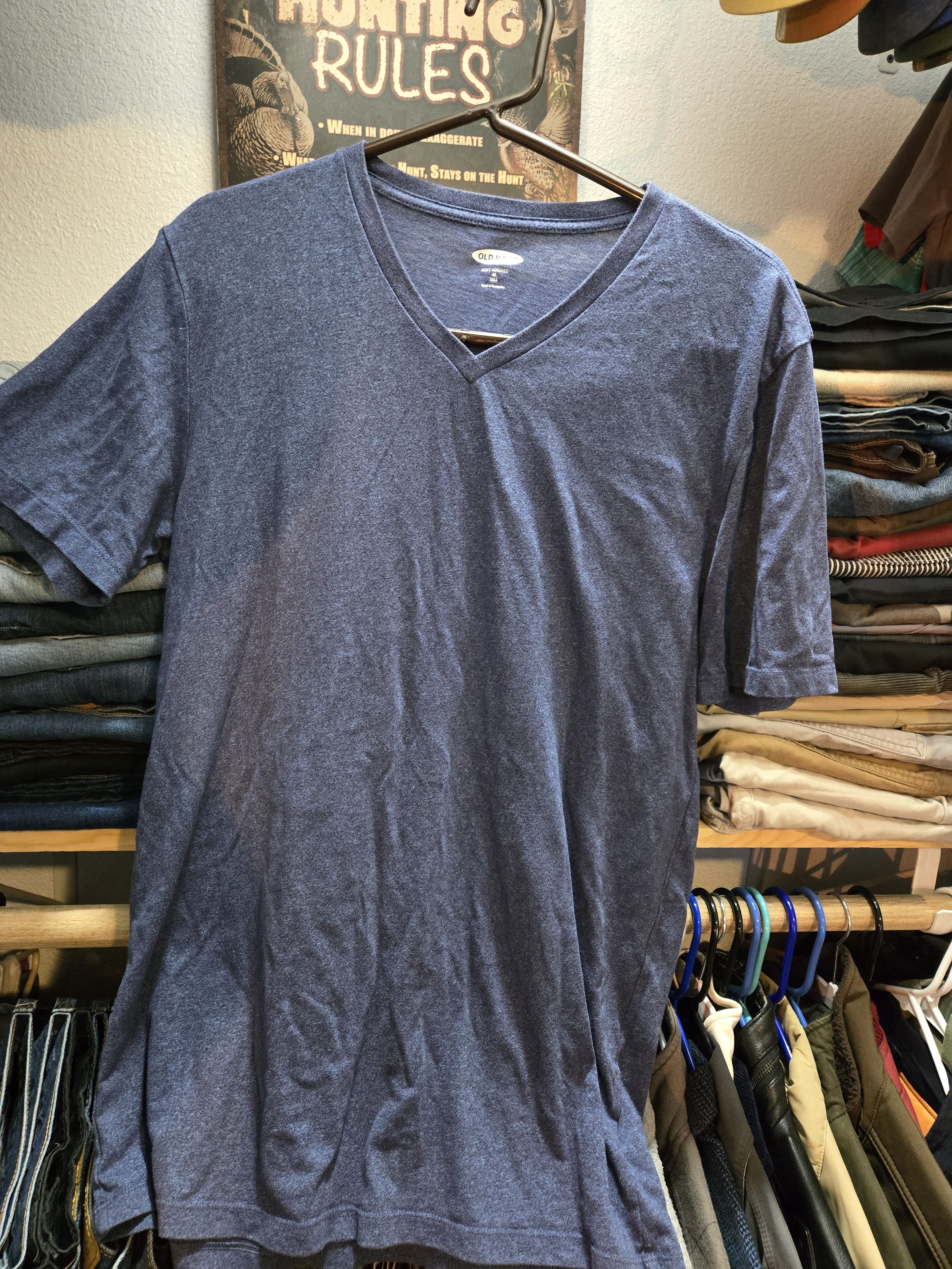 Old Navy V neck tall Size US M / EU 48-50 / 2 - 2 Thumbnail
