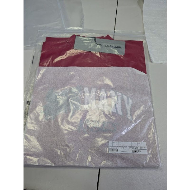 Balenciaga o1rshd1 Oversized T-Shirt in Faded Red Size US S / EU 44-46 / 1 - 19 Thumbnail