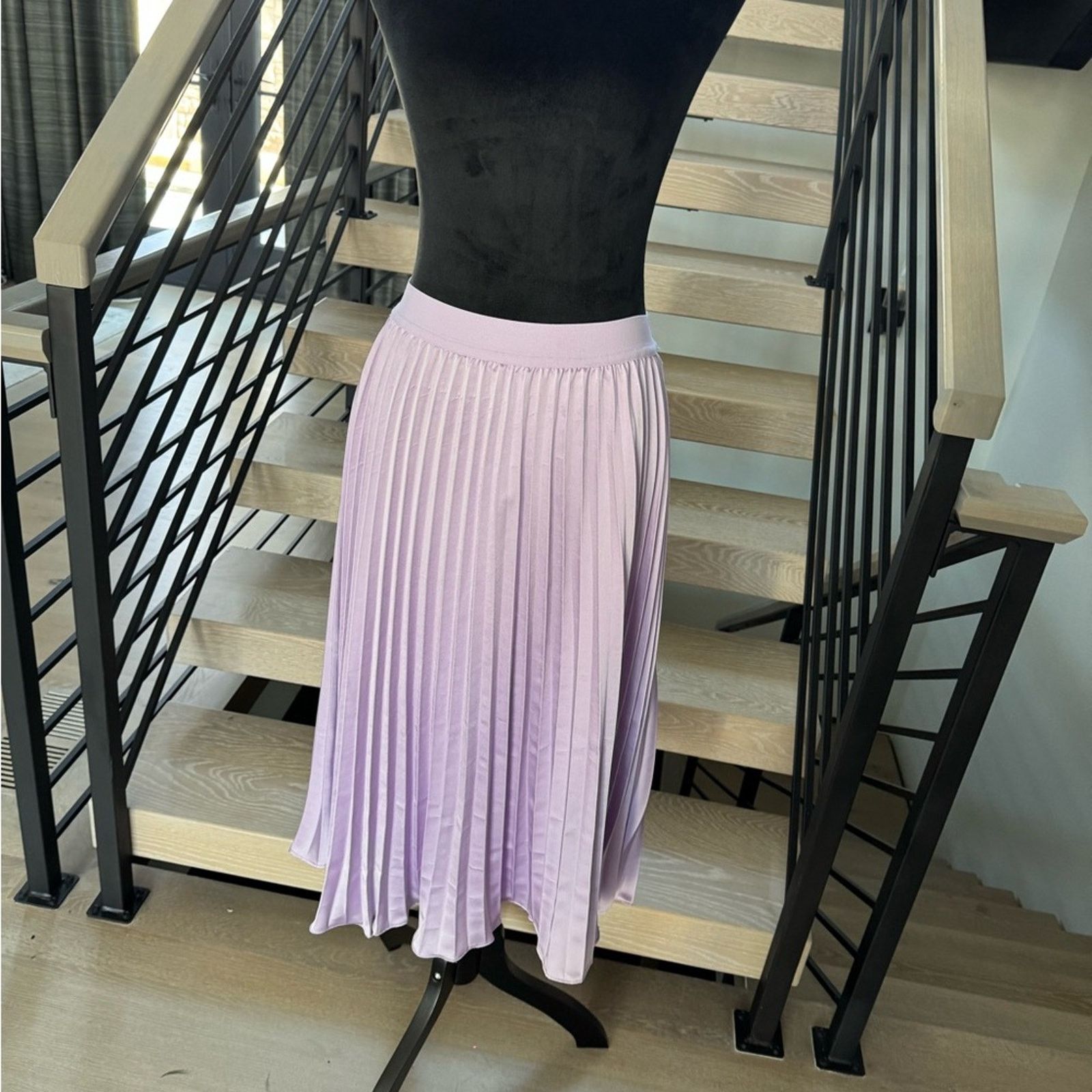 Other New Lavender Pleated Skirt size M/L Size 27" / US 4 / IT 40 - 6 Thumbnail