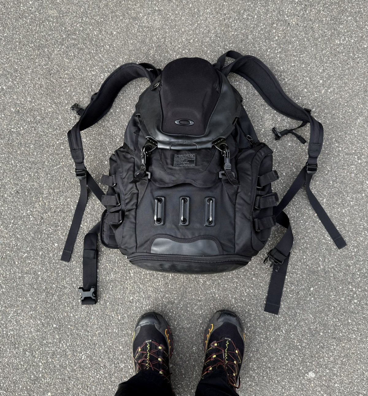 Oakley Oakley Y2K Kitchen Sink Rare Tactical Backpack Gear Bag Size ONE SIZE - 18 Thumbnail