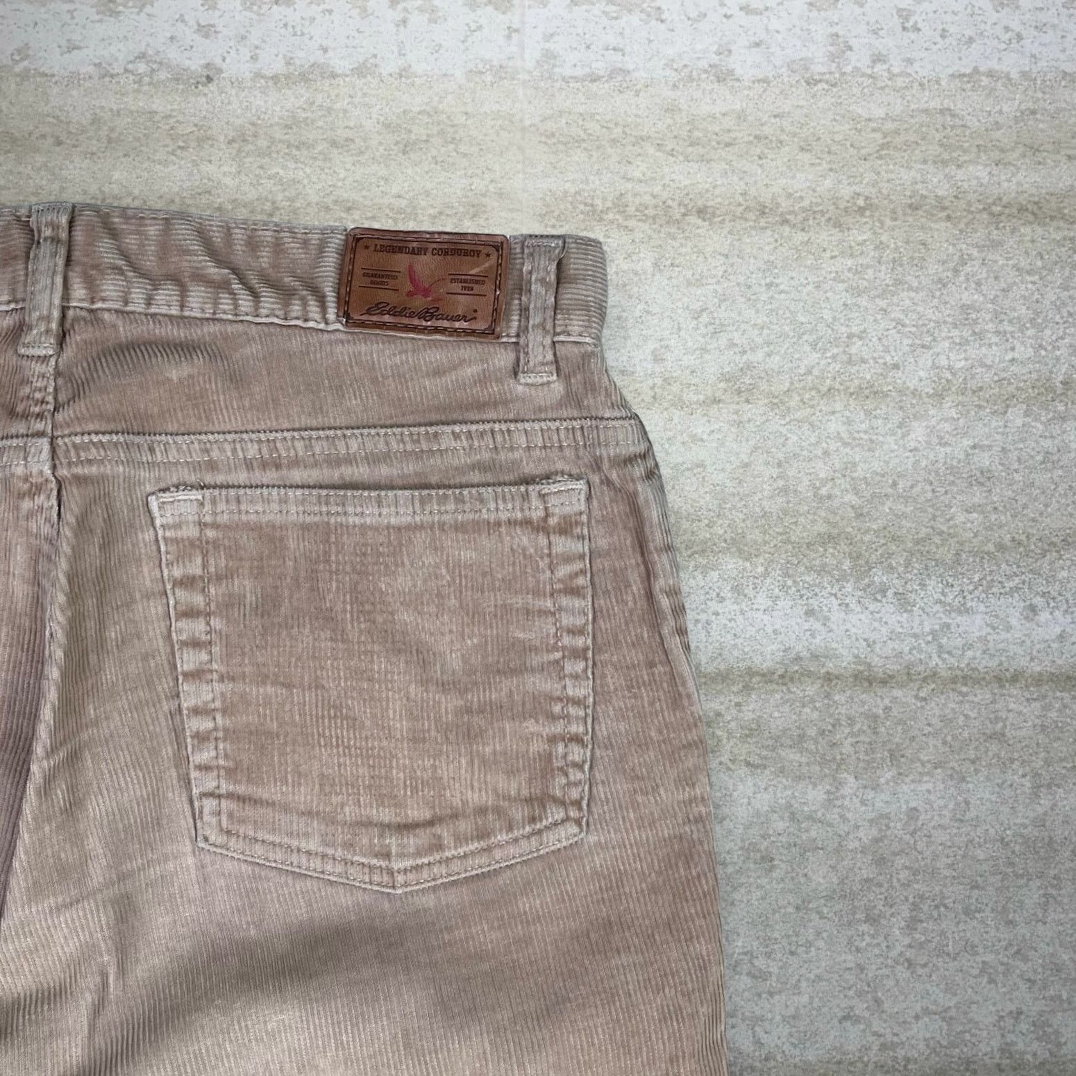 Eddie Bauer Vintage Y2K Eddie Bauer Corduroy Pants Womens 8 Bootcut Tan Size 30" / US 8 / IT 44 - 3 Thumbnail