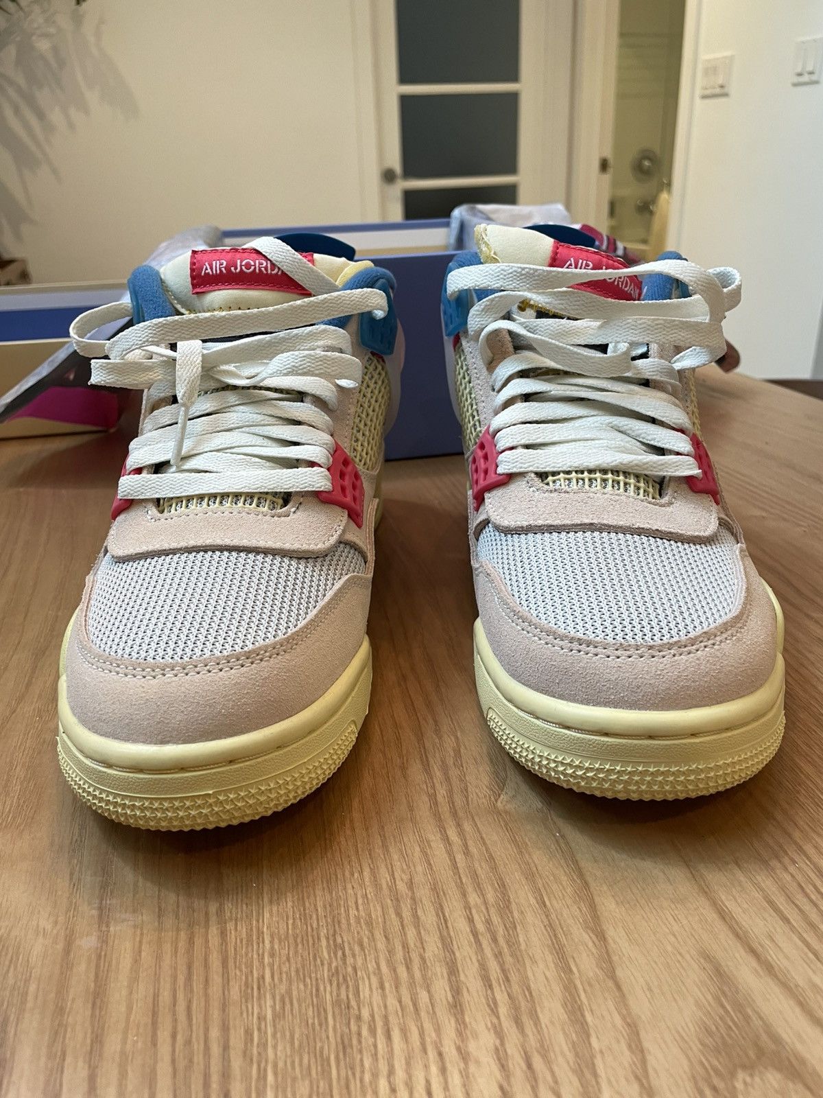Jordan Brand × Nike × Union LA Jordan 4 x Union Guava Ice Size US 9 / EU 42 - 4 Thumbnail