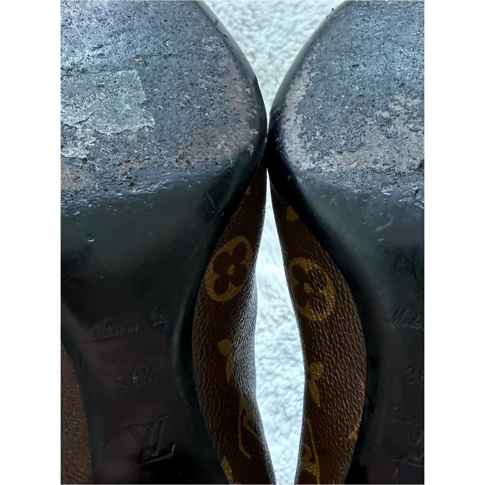 Louis Vuitton Louis Vuitton Revival Ankle Boot Monogram Print size 38.5 EU Size US 8.5 / IT 38.5 - 9 Thumbnail