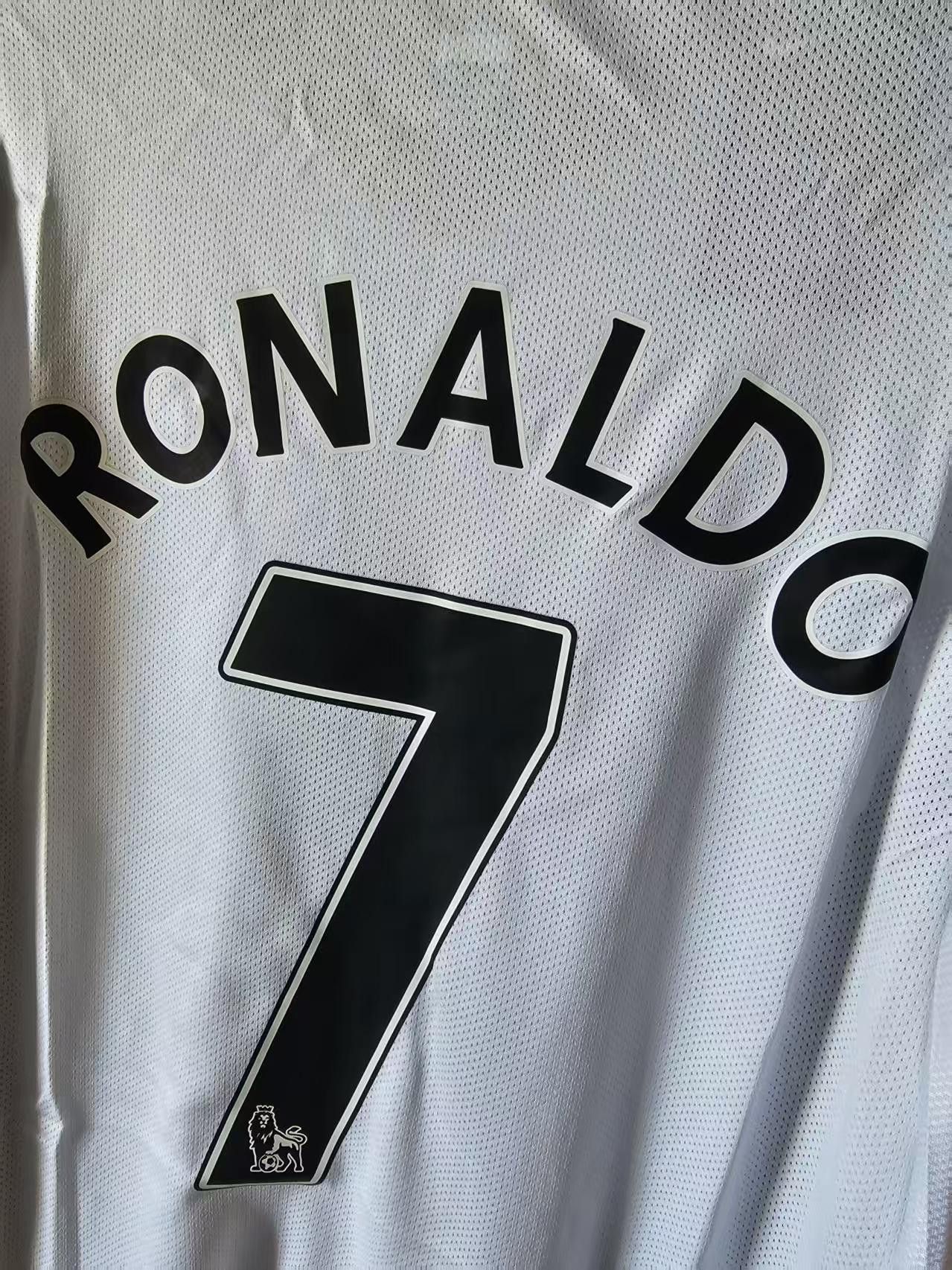 Other 2008 2009 MUFC 7 C Ronaldo Jersey Away Longsleeve Size US L / EU 52-54 / 3 - 7 Thumbnail