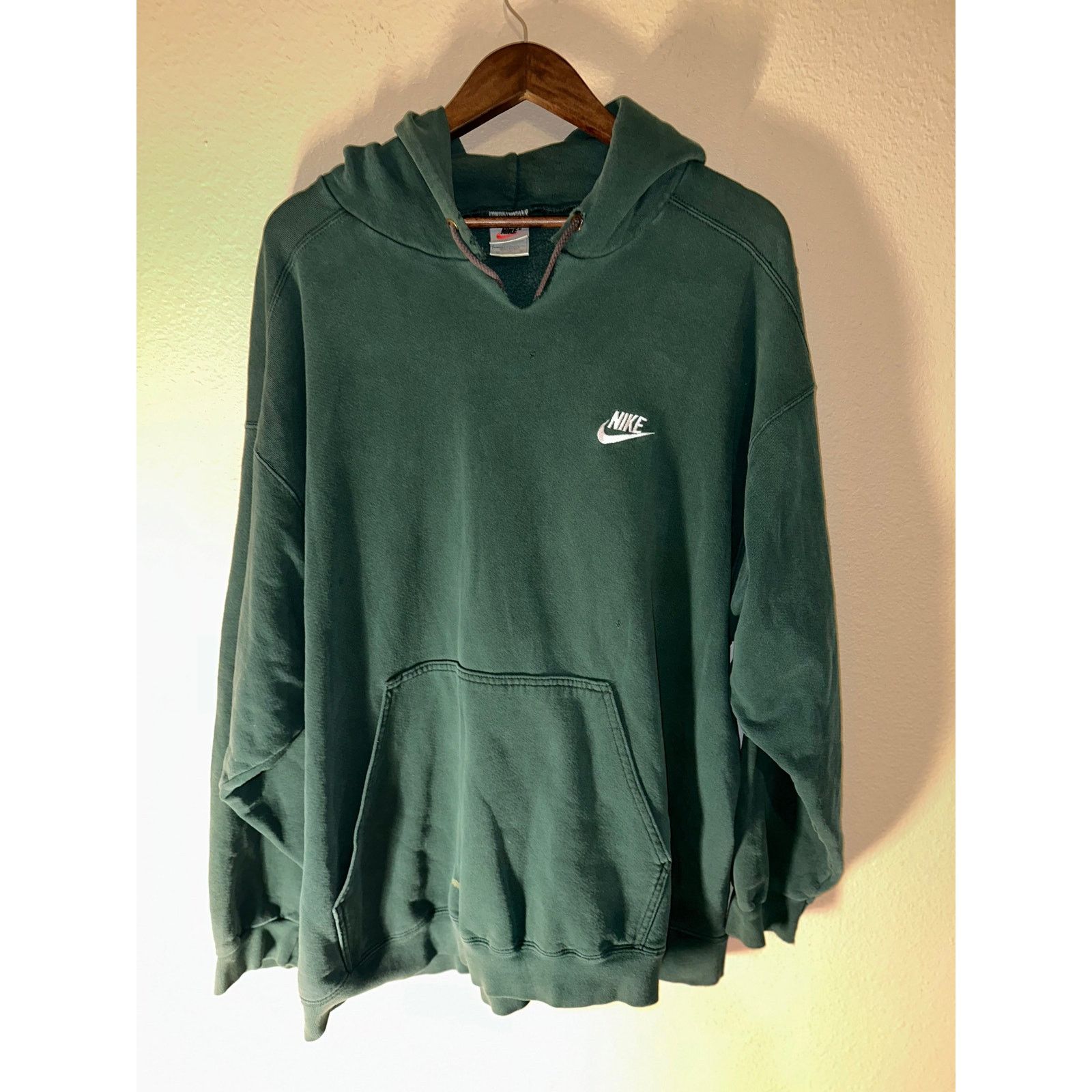 Nike Vintage Nike Hoodie XXL Faded Green Size US XXL / EU 58 / 5 - 1 Thumbnail