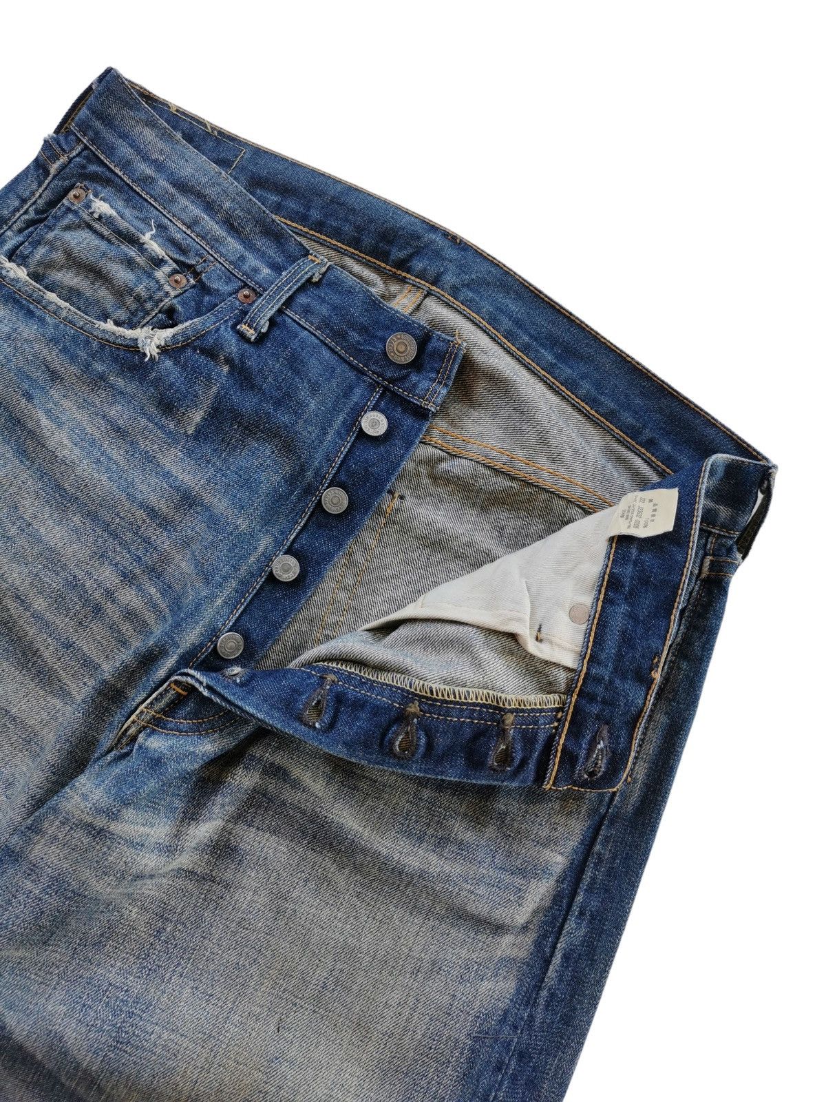 Levi's Levis Vintage Clothing 501 Lot 71506 Selvedge Denim Jeans Size US 33 - 7 Thumbnail