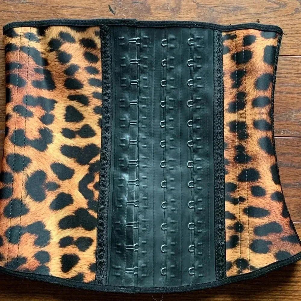 Designer Leopard Print Waist Trainer Corset Size ONE SIZE - 2 Thumbnail
