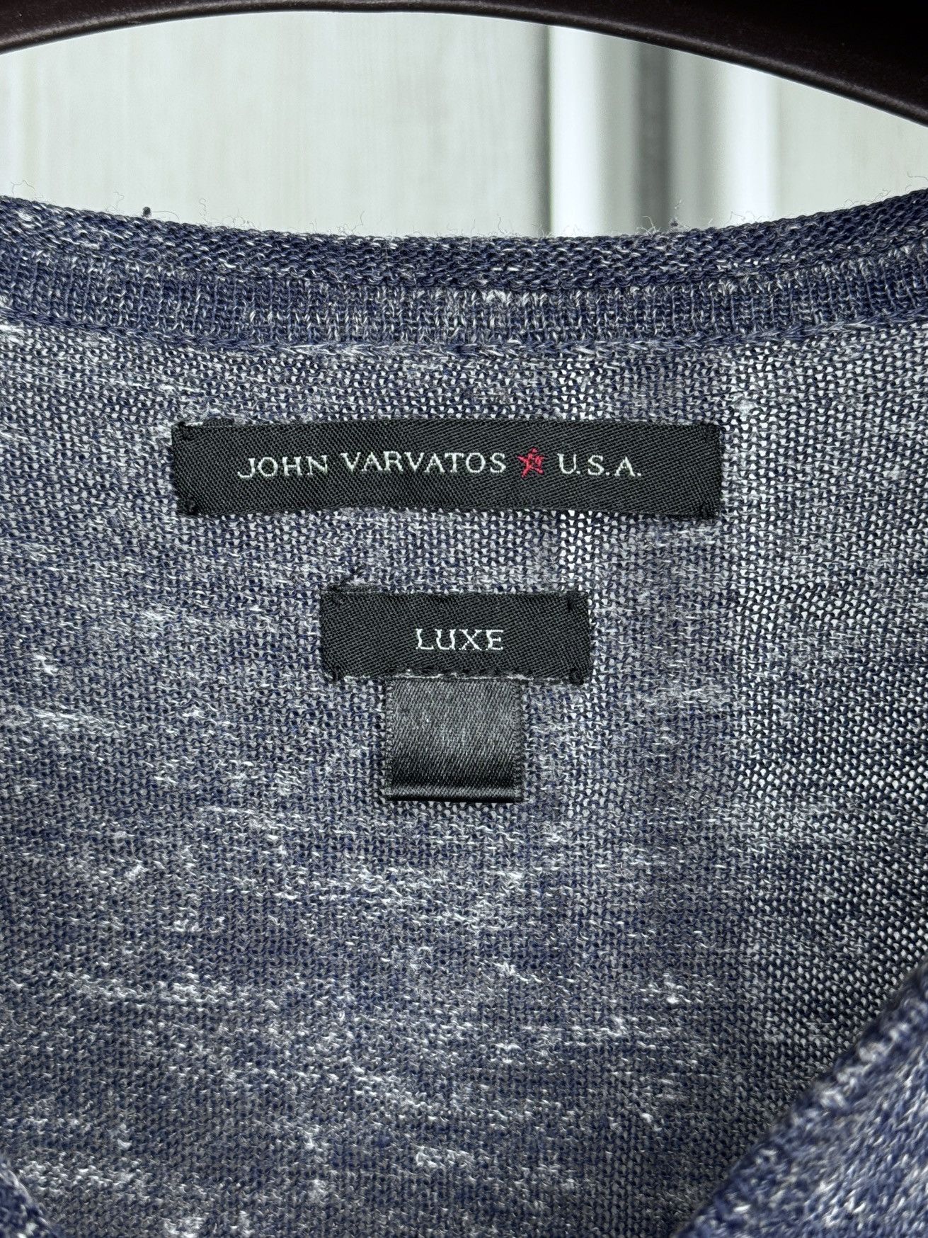 John Varvatos John Varvatos U.S.A Luxe Linen blend henley pullover sz M Size US M / EU 48-50 / 2 - 9 Thumbnail