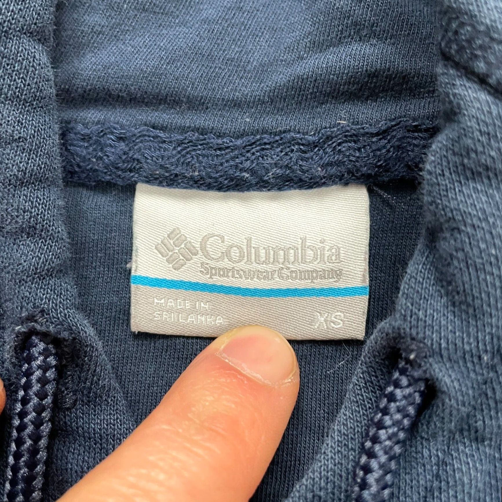 Vintage Columbia Hoodie Sweatshirt Womens XS Navy Blue Graphic Pullover Jacket Casual Size XS / US 0-2 / IT 36-38 - 5 Thumbnail