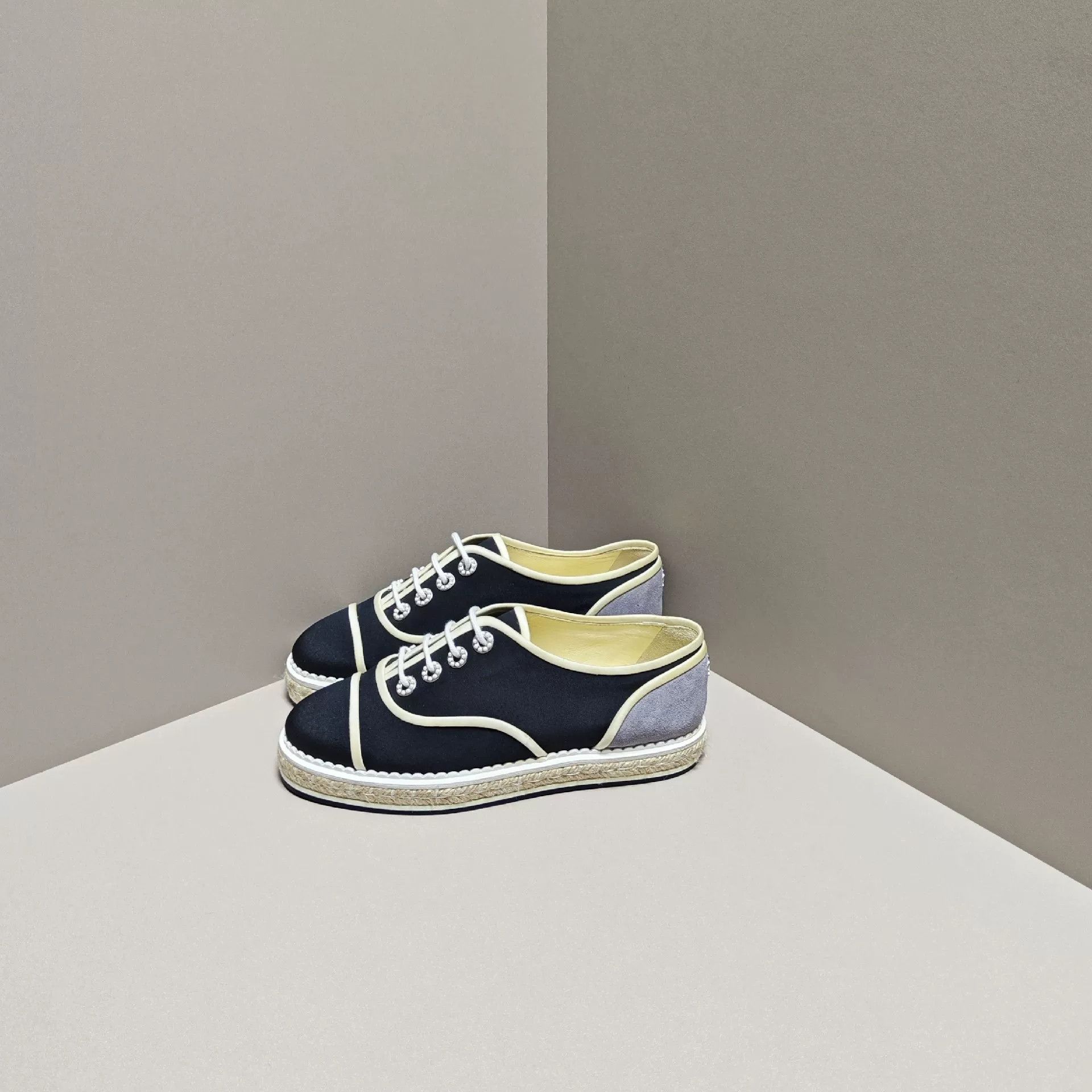 Chanel Chanel Silver Lowtop Sneakers us_5 Women Size US 5 / IT 35 - 1 Thumbnail