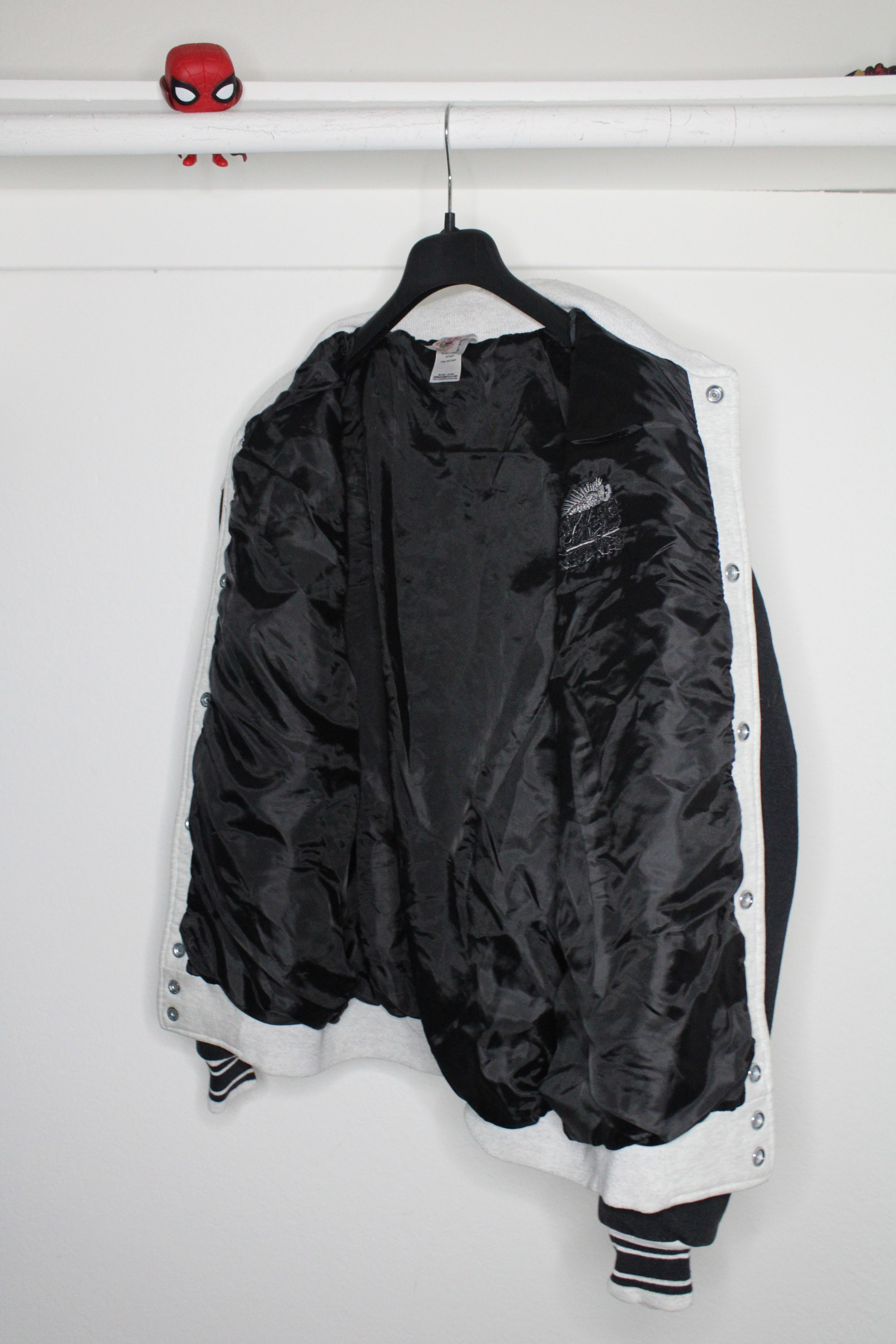 Fruit Of The Loom × Vintage Vintage Casino Varsity Jacket Size US XL / EU 56 / 4 - 4 Thumbnail