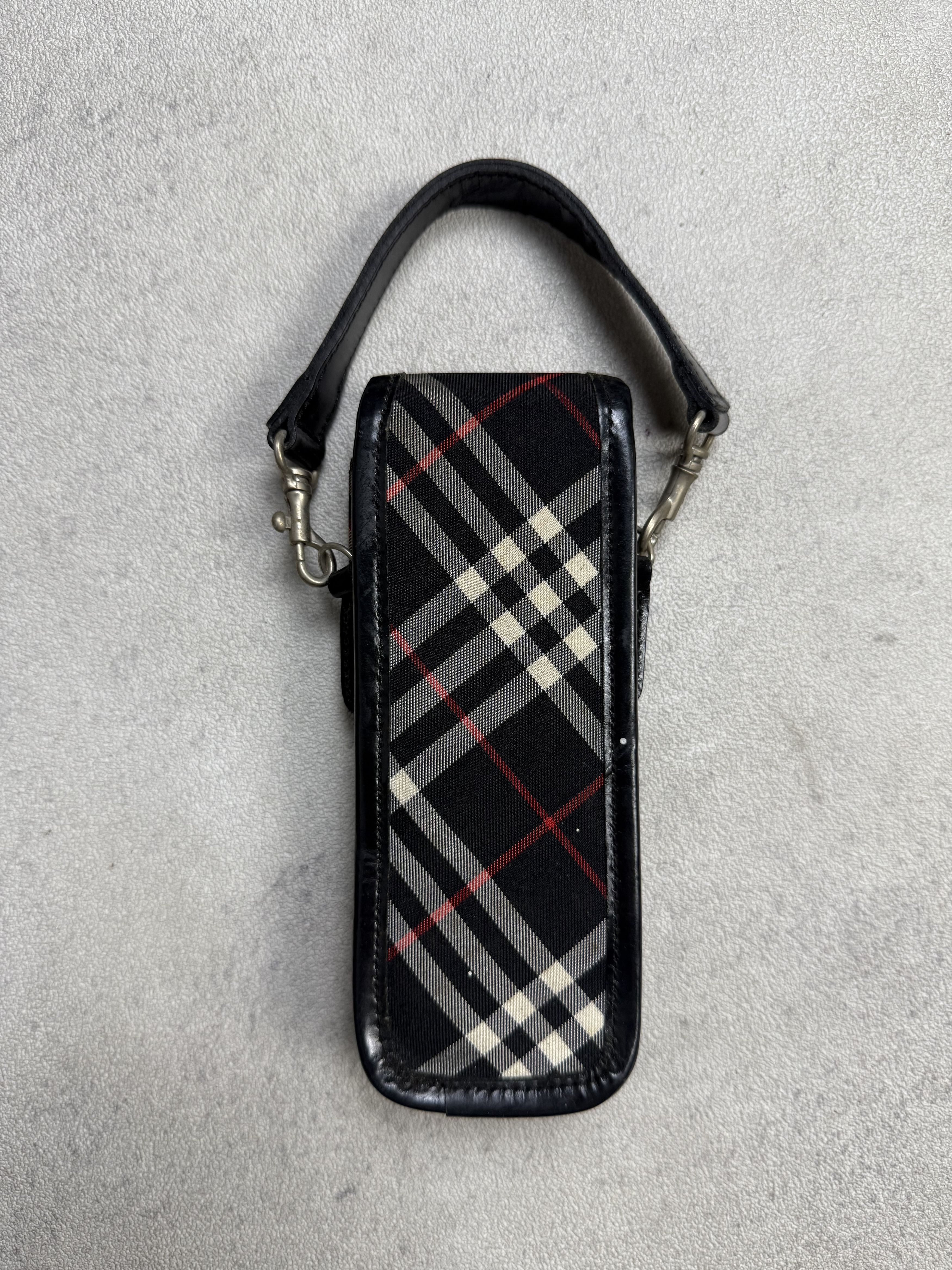 Burberry Vintage Burberry Phone Pouch Size ONE SIZE - 2 Thumbnail