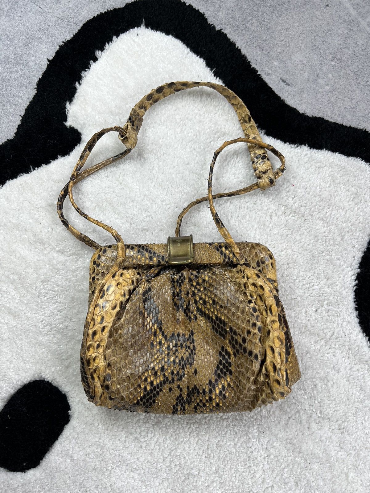 Leather Retro Vintage Antique Leather Snake Italy Shoulder Bag Size ONE SIZE - 1 Thumbnail