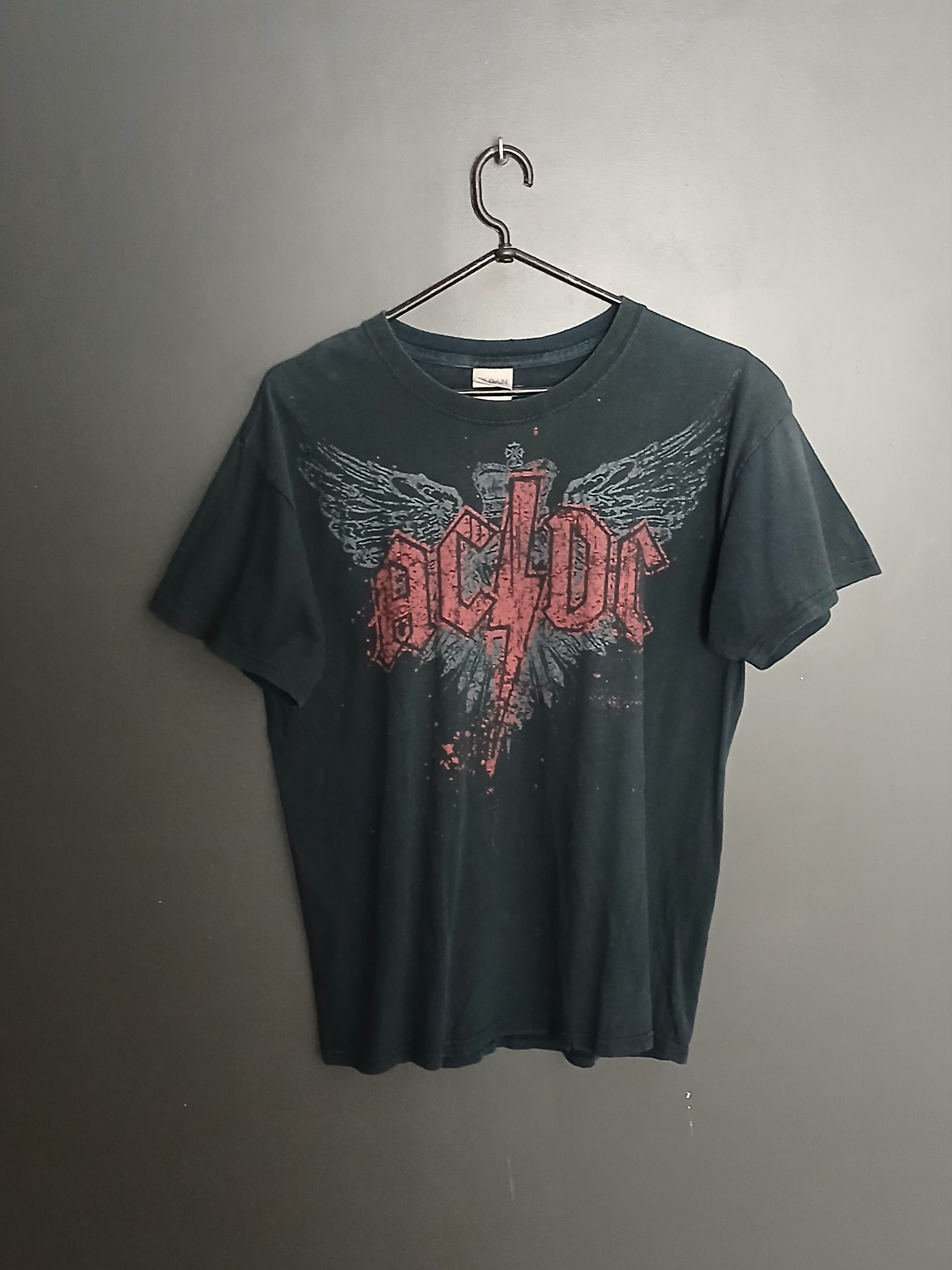 AC/DC × Band Tees × Vintage Vintage AC/DC T-Shirt Size US M / EU 48-50 / 2 - 1 Thumbnail