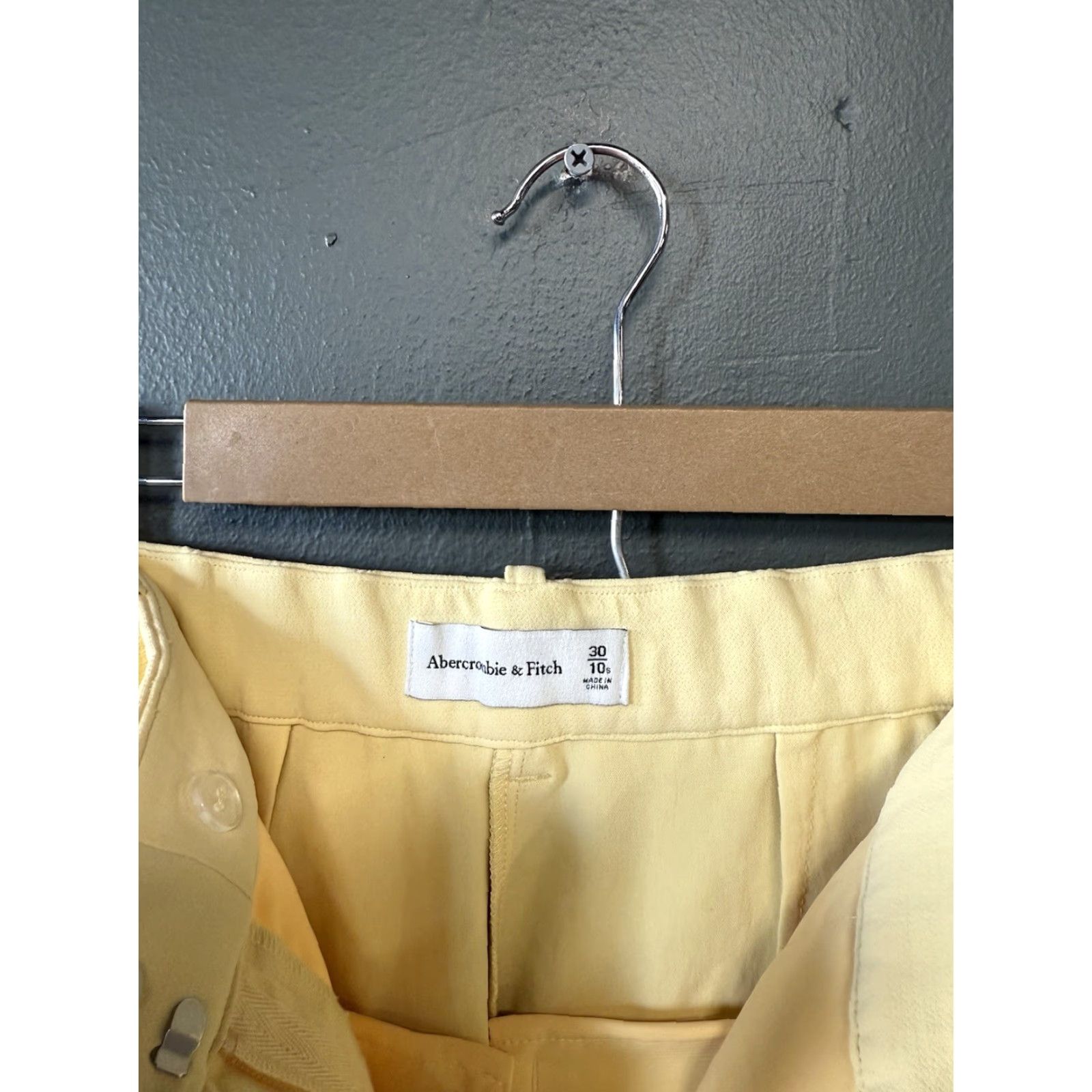 Abercrombie & Fitch Abercrombie & Fitch Womens Pants Yellow Wide-Leg 10S Size 30/10S Dress Pants Womens Men? Wait. Size 32" / US 10 / IT 46 - 3 Thumbnail